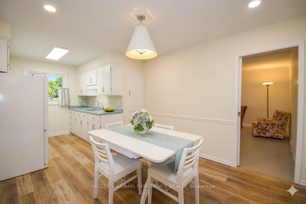Photo 12 of 1290 Janisse Drive, Windsor — HOMEH