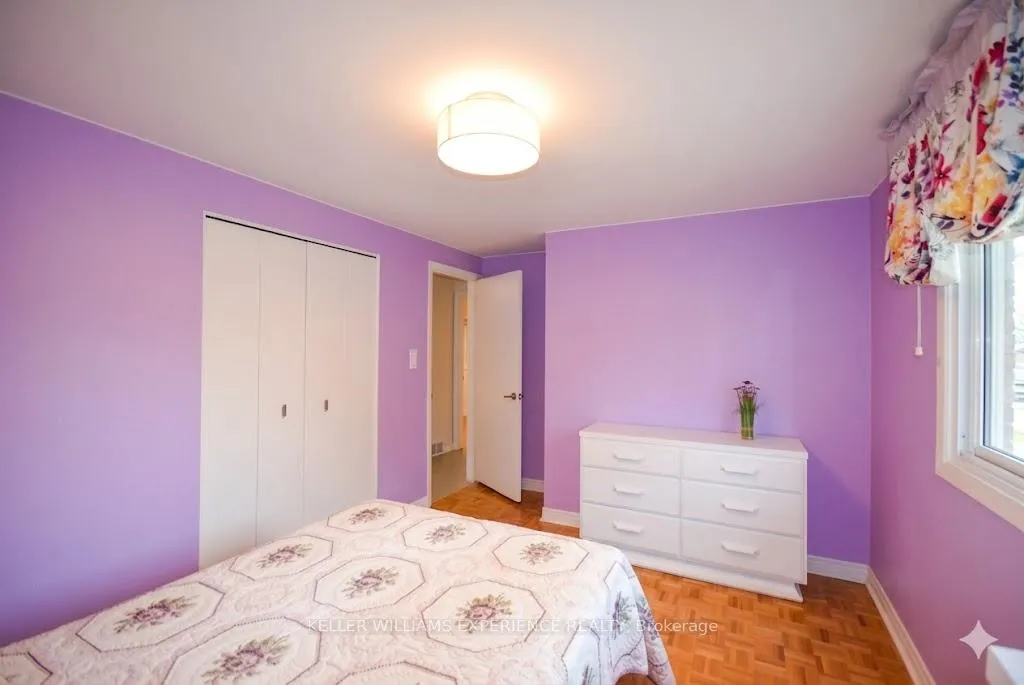 Photo 19 of 1290 Janisse Drive, Windsor — HOMEH