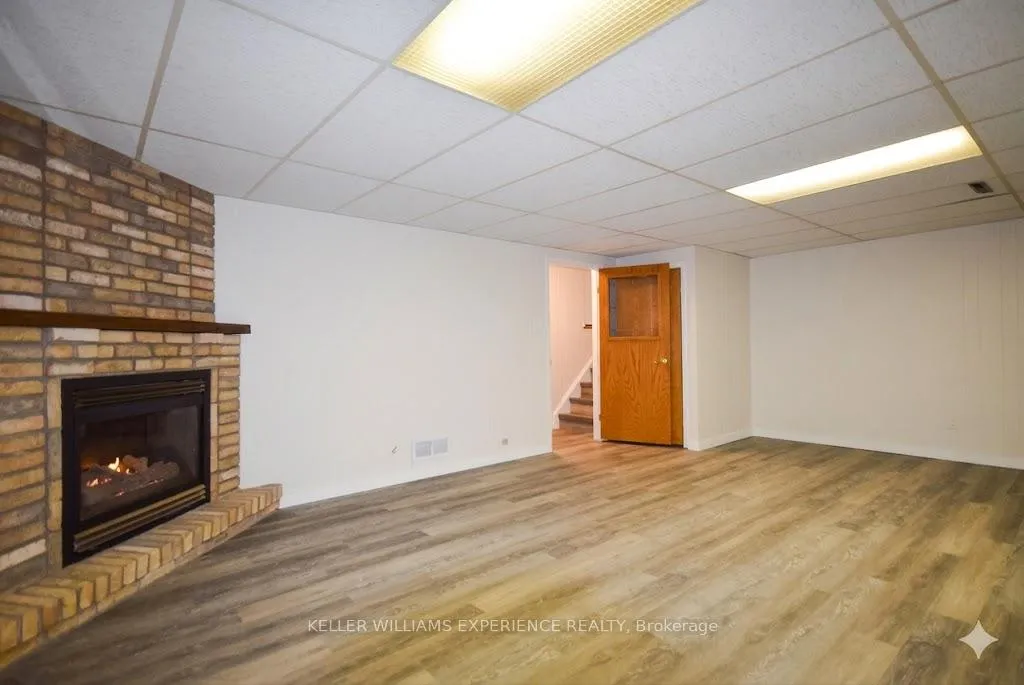 Photo 25 of 1290 Janisse Drive, Windsor — HOMEH