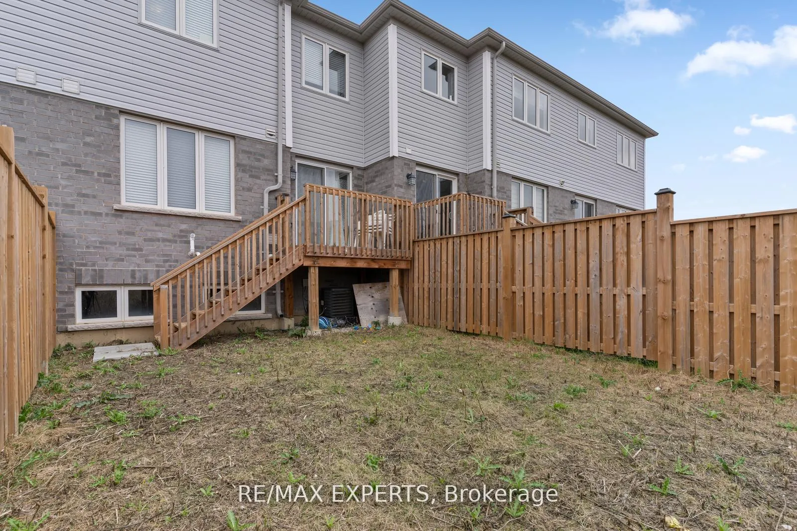 Photo 8 of 405 Pumpkin Pass, Hamilton, Binbrook — HOMEH