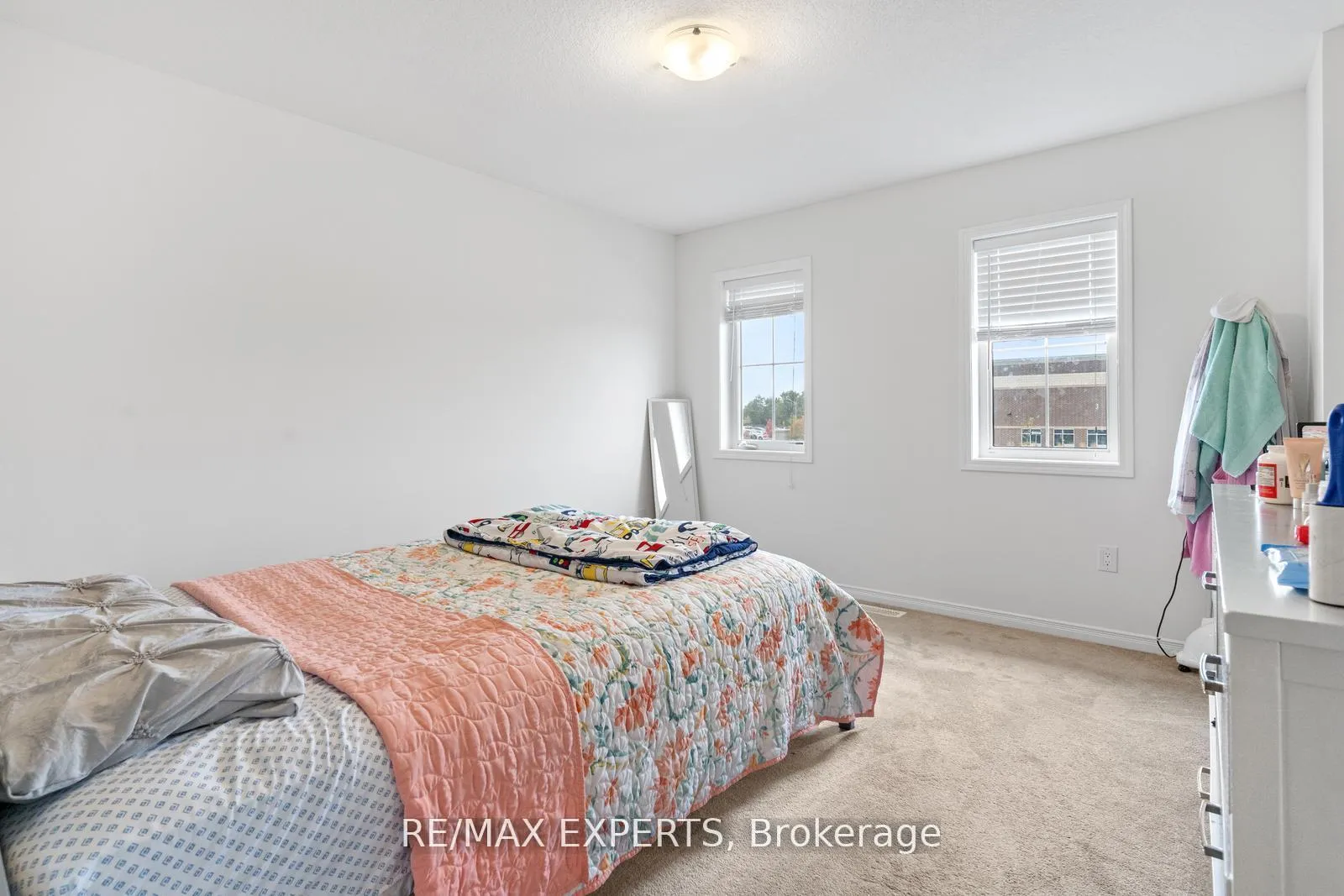 Photo 11 of 405 Pumpkin Pass, Hamilton, Binbrook — HOMEH