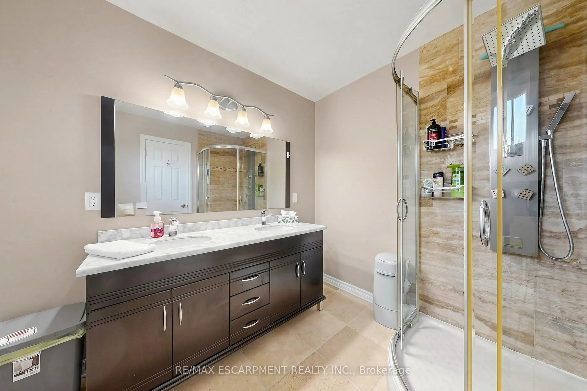 Photo 19 of 7 Windermere Avenue, Hamilton, Hamilton Beach — HOMEH