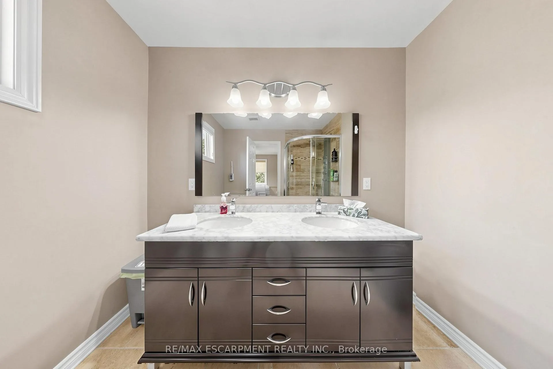 Photo 20 of 7 Windermere Avenue, Hamilton, Hamilton Beach — HOMEH