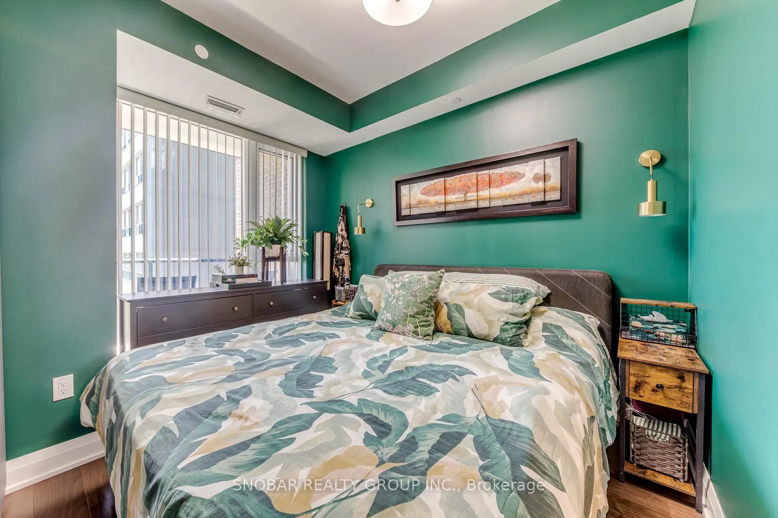 Photo 11 of Unit 310, 293 The Kingsway, Etobicoke, Edenbridge-Humber Valley — HOMEH
