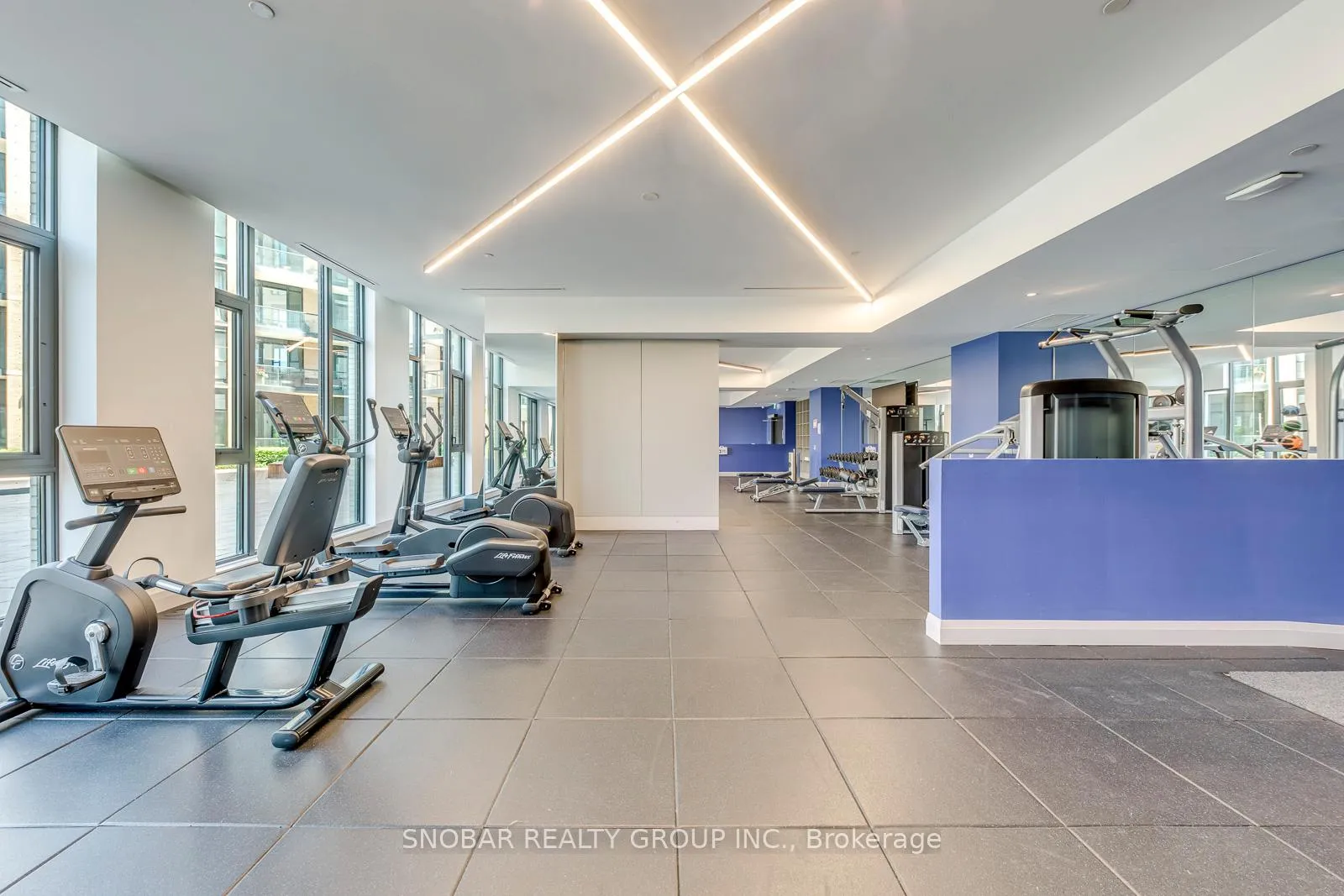 Photo 23 of Unit 310, 293 The Kingsway, Etobicoke, Edenbridge-Humber Valley — HOMEH