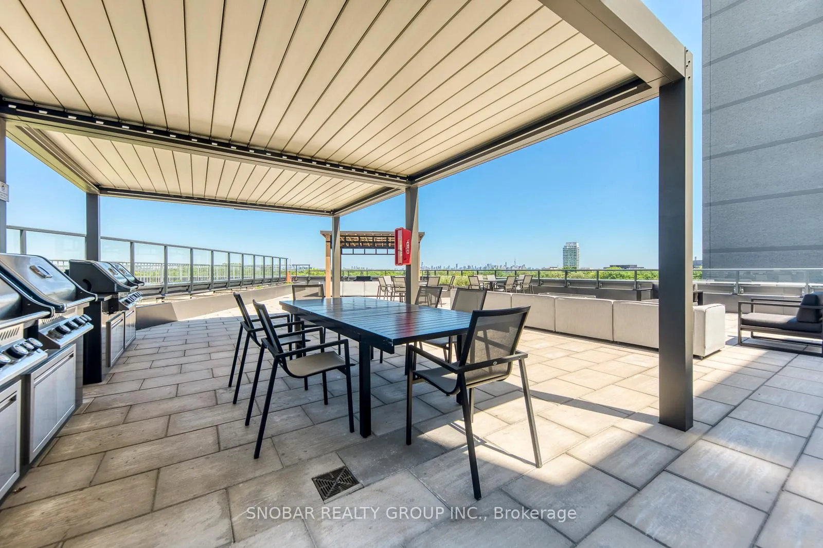 Photo 25 of Unit 310, 293 The Kingsway, Etobicoke, Edenbridge-Humber Valley — HOMEH
