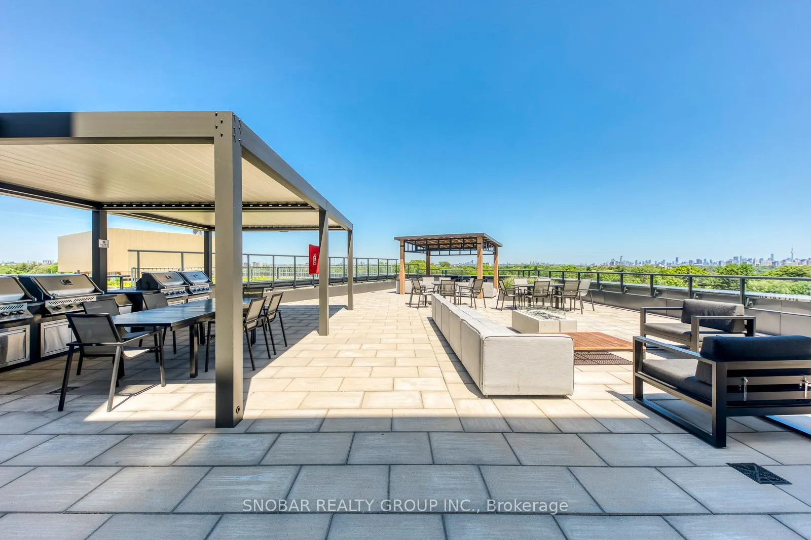 Photo 27 of Unit 310, 293 The Kingsway, Etobicoke, Edenbridge-Humber Valley — HOMEH