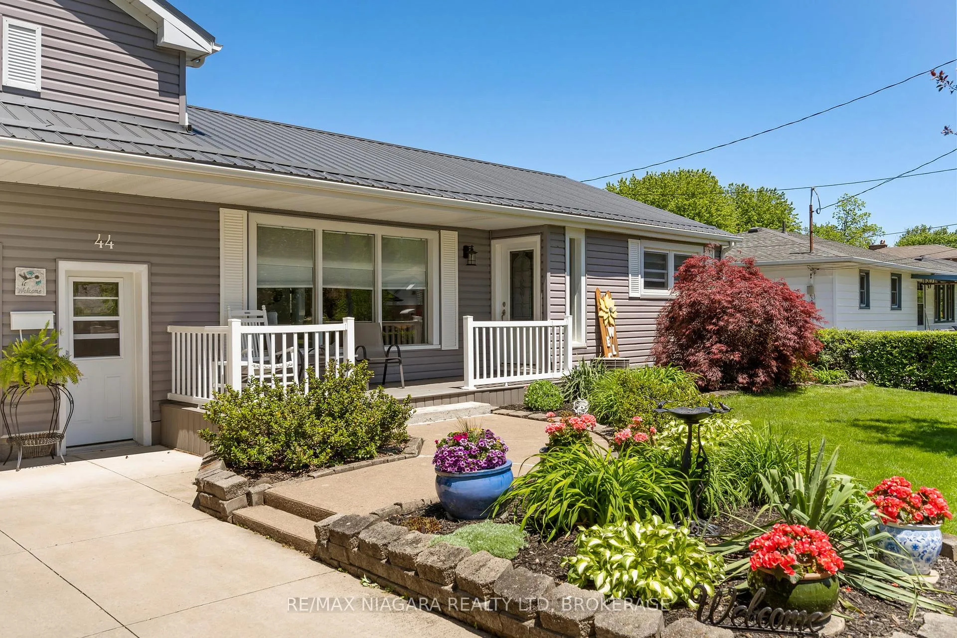 Photo 3 of 44 Chantler Road, Welland, West Welland — HOMEH