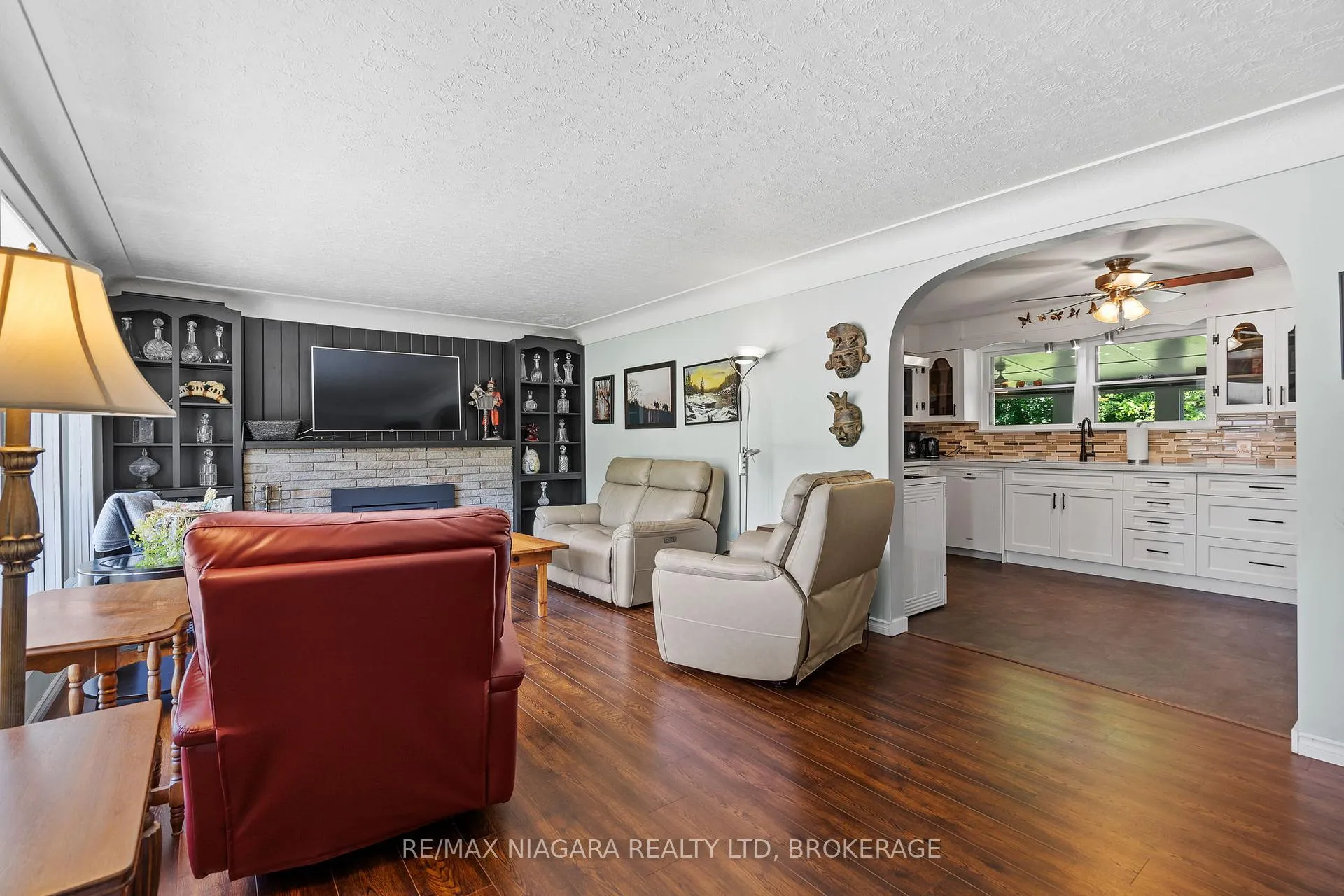 Photo 6 of 44 Chantler Road, Welland, West Welland — HOMEH