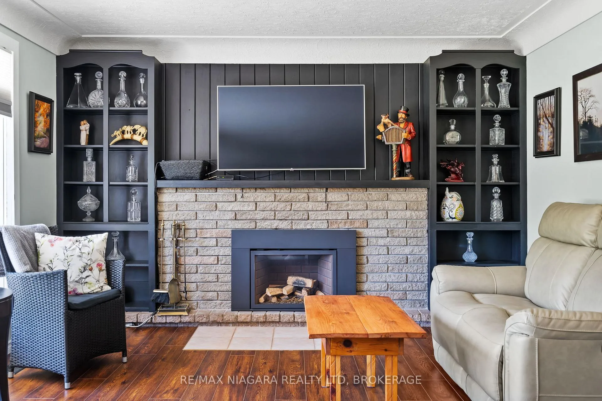 Photo 8 of 44 Chantler Road, Welland, West Welland — HOMEH