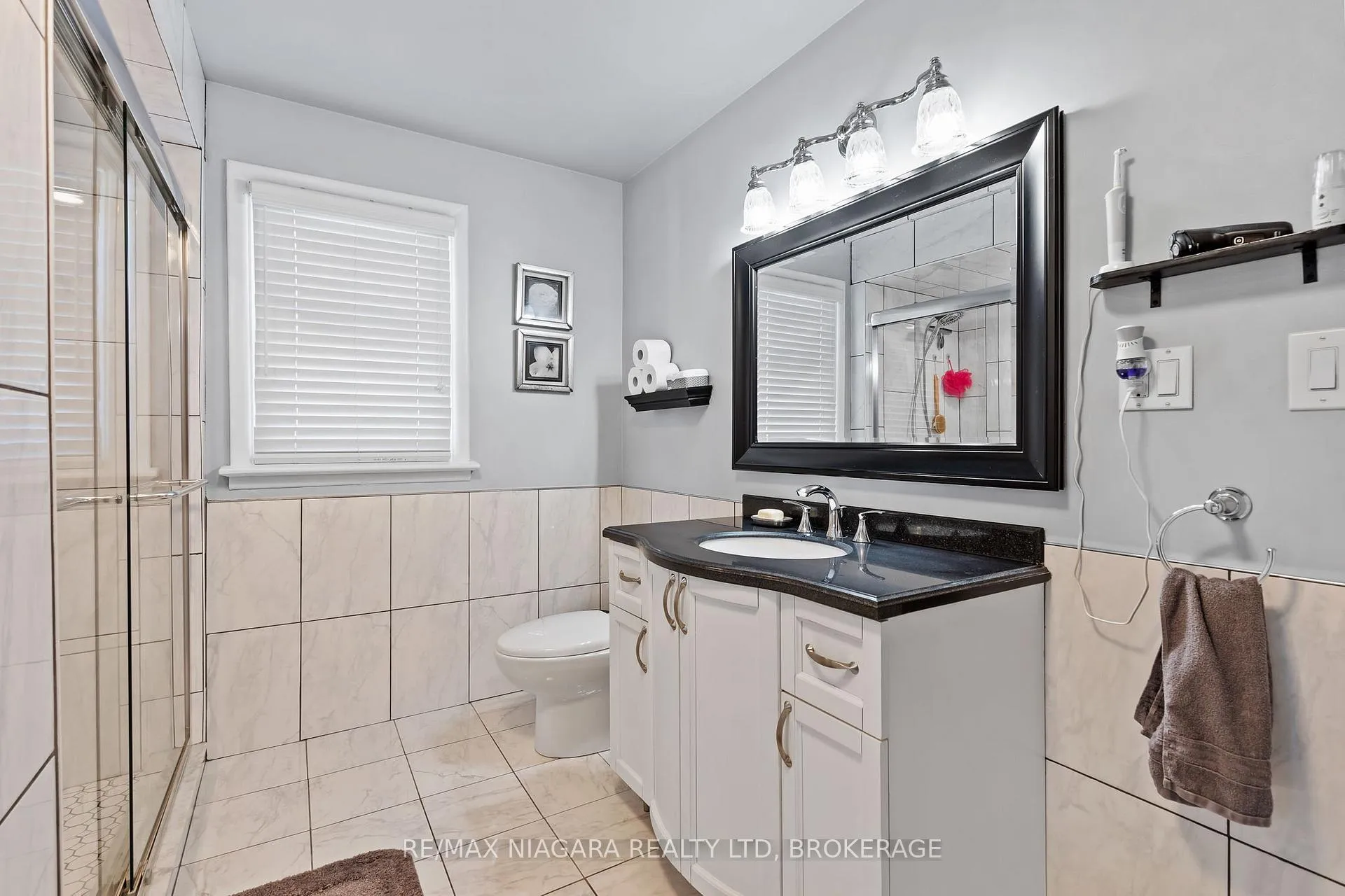 Photo 17 of 44 Chantler Road, Welland, West Welland — HOMEH