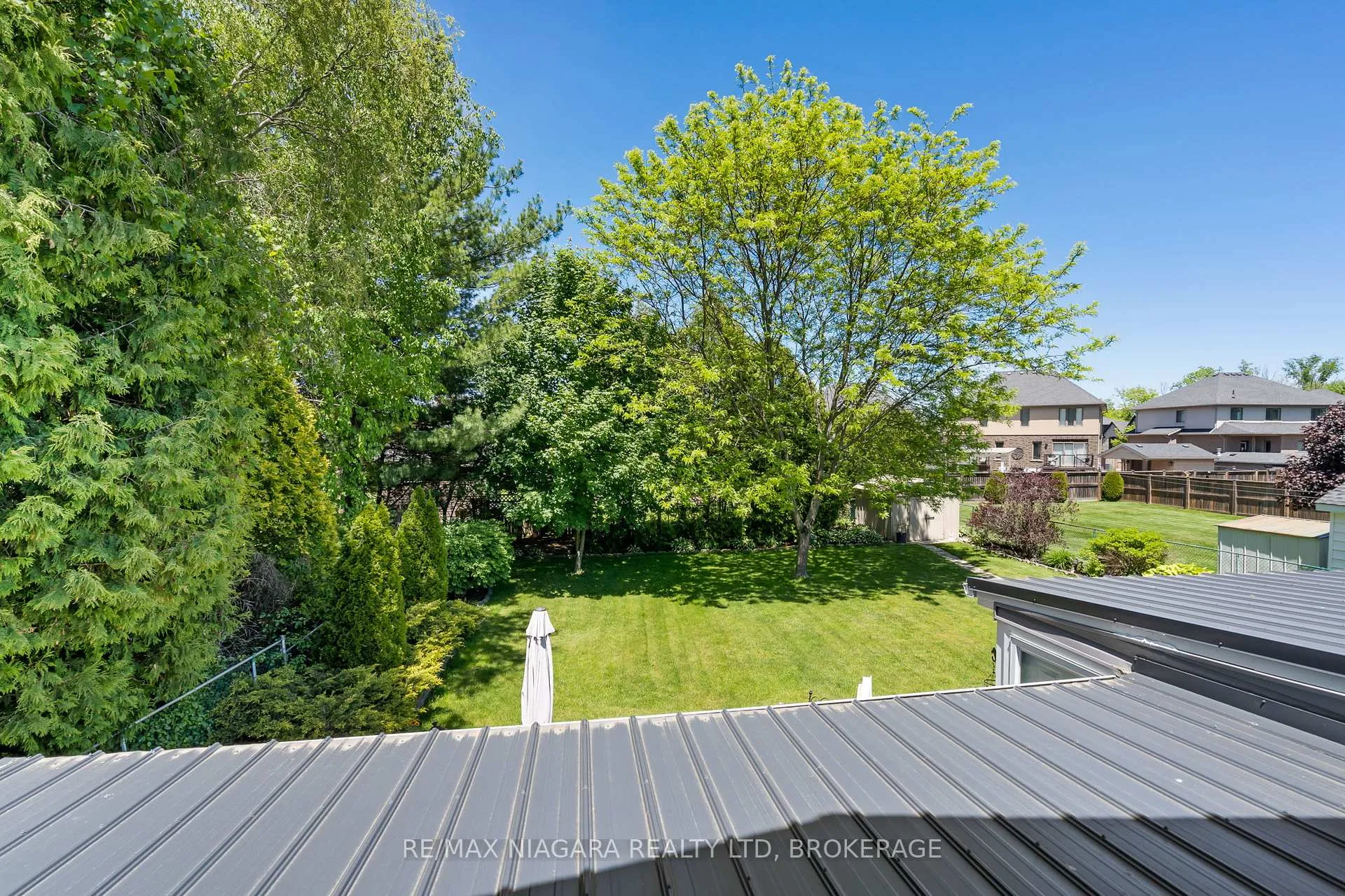 Photo 24 of 44 Chantler Road, Welland, West Welland — HOMEH