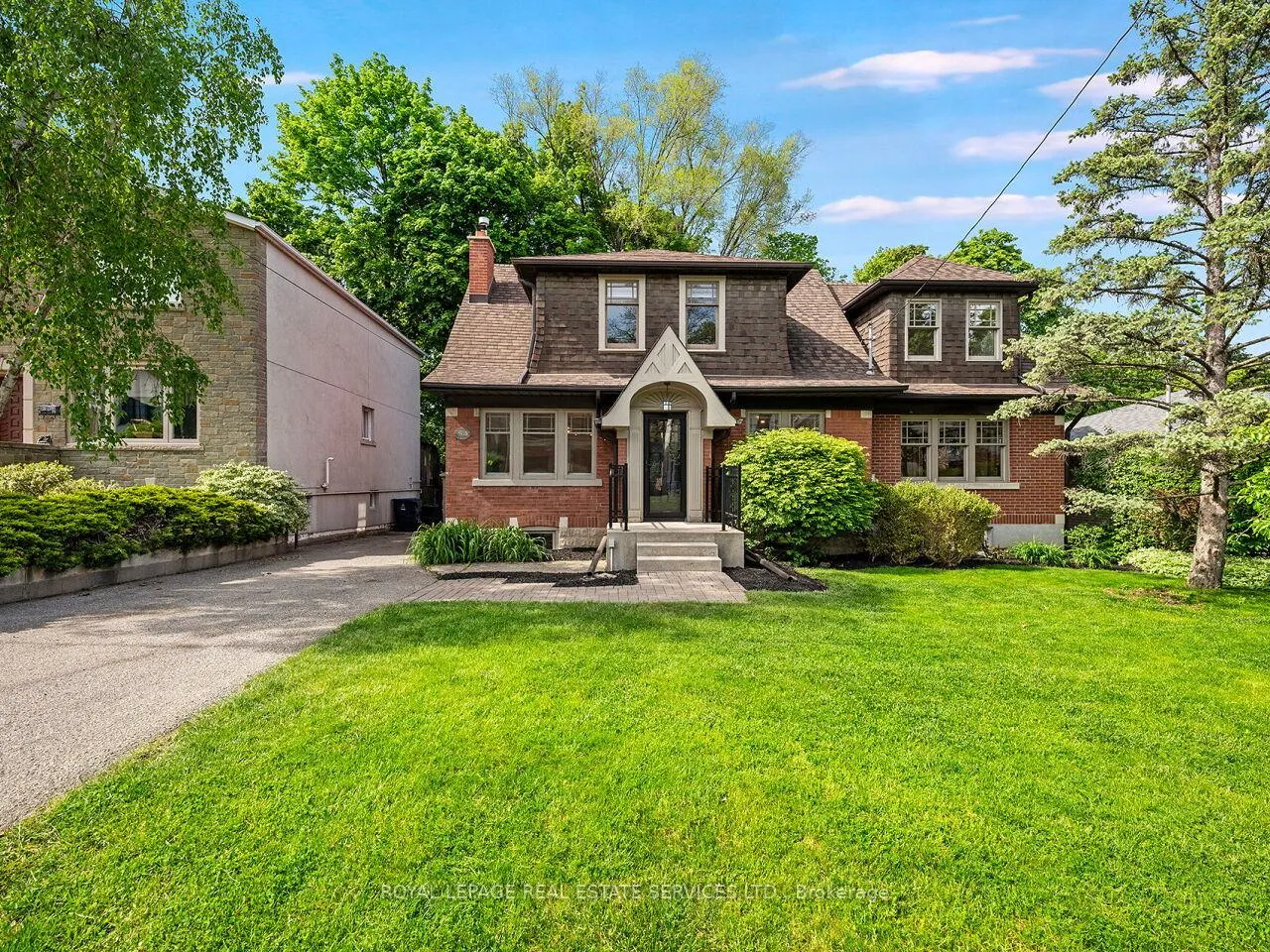 Photo 1 of 54 Oakfield Drive, Etobicoke, Stonegate-Queensway — HOMEH