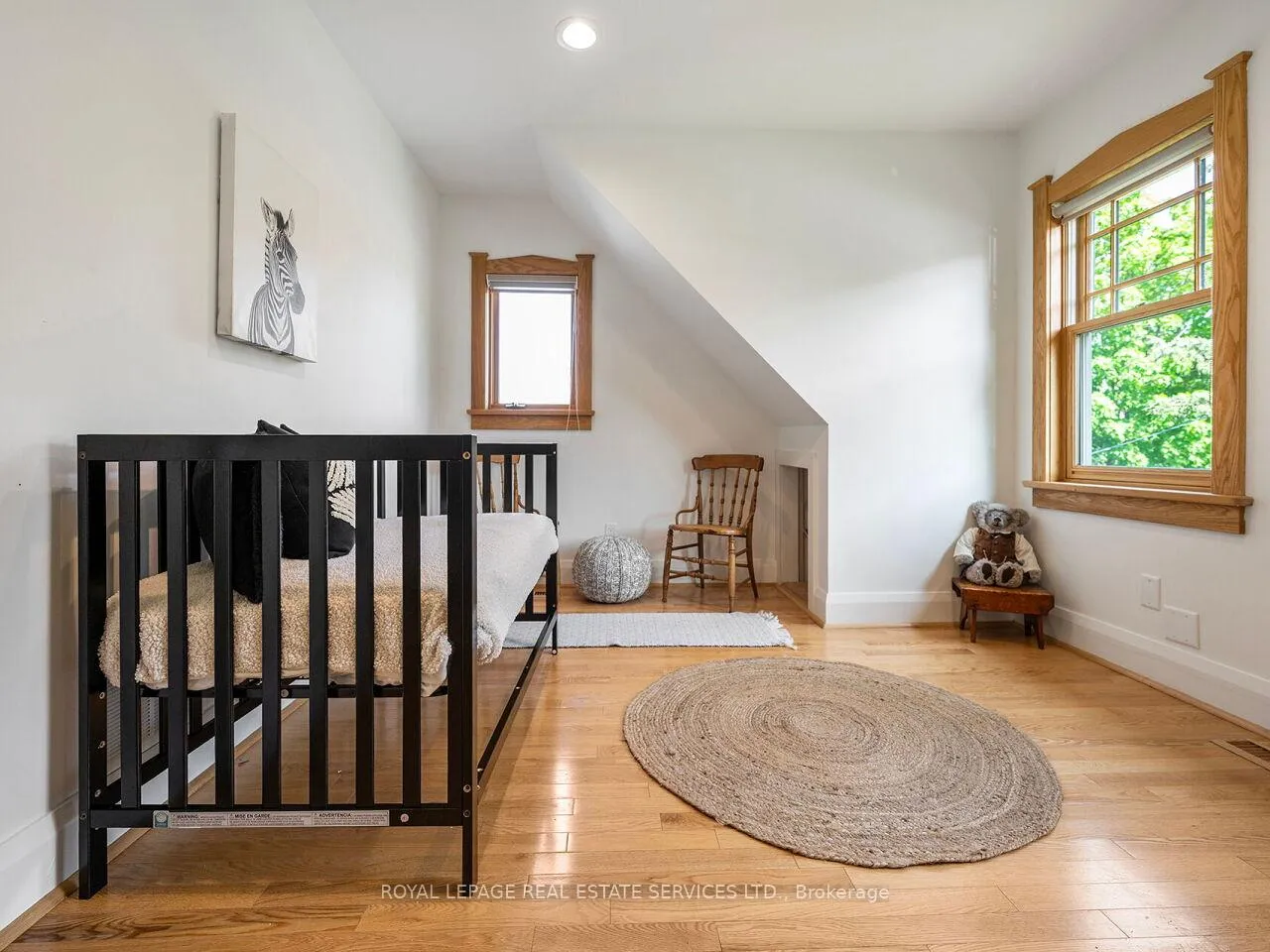 Photo 21 of 54 Oakfield Drive, Etobicoke, Stonegate-Queensway — HOMEH