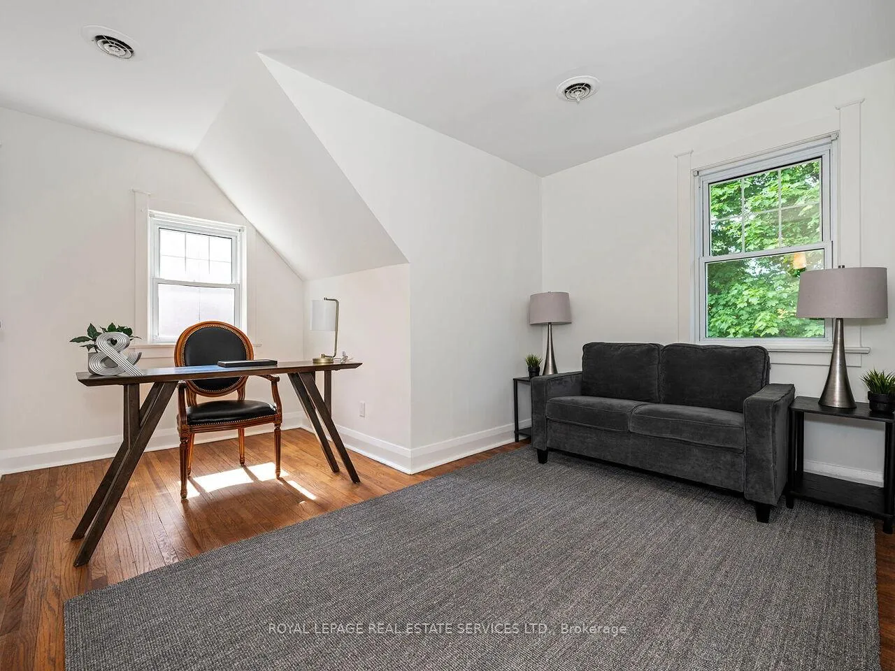 Photo 26 of 54 Oakfield Drive, Etobicoke, Stonegate-Queensway — HOMEH