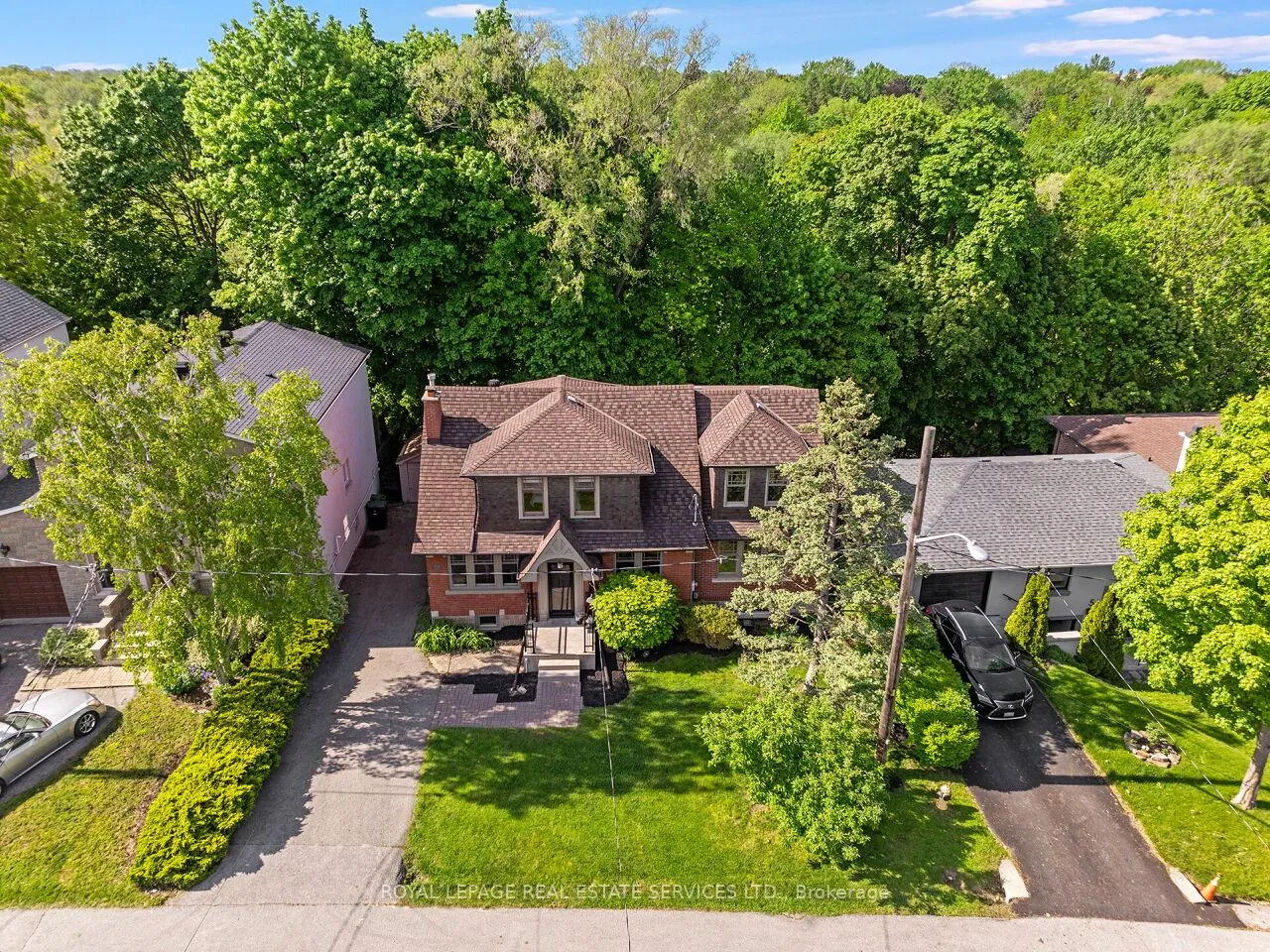 Photo 37 of 54 Oakfield Drive, Etobicoke, Stonegate-Queensway — HOMEH