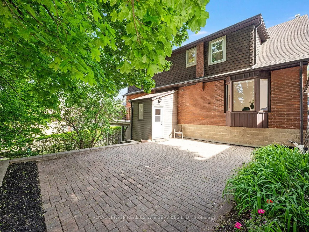 Photo 39 of 54 Oakfield Drive, Etobicoke, Stonegate-Queensway — HOMEH