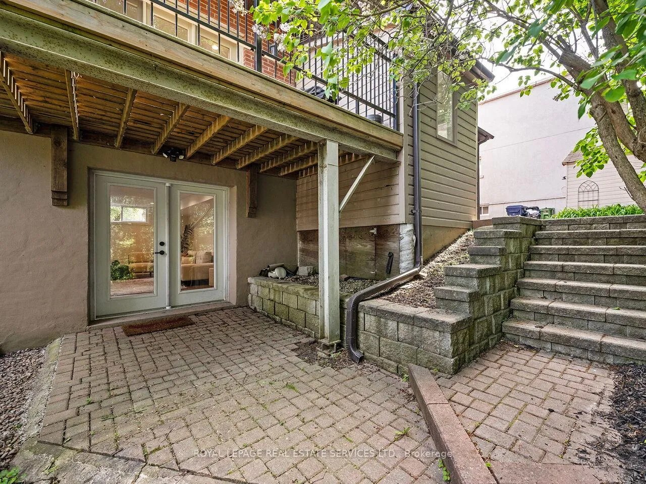 Photo 41 of 54 Oakfield Drive, Etobicoke, Stonegate-Queensway — HOMEH
