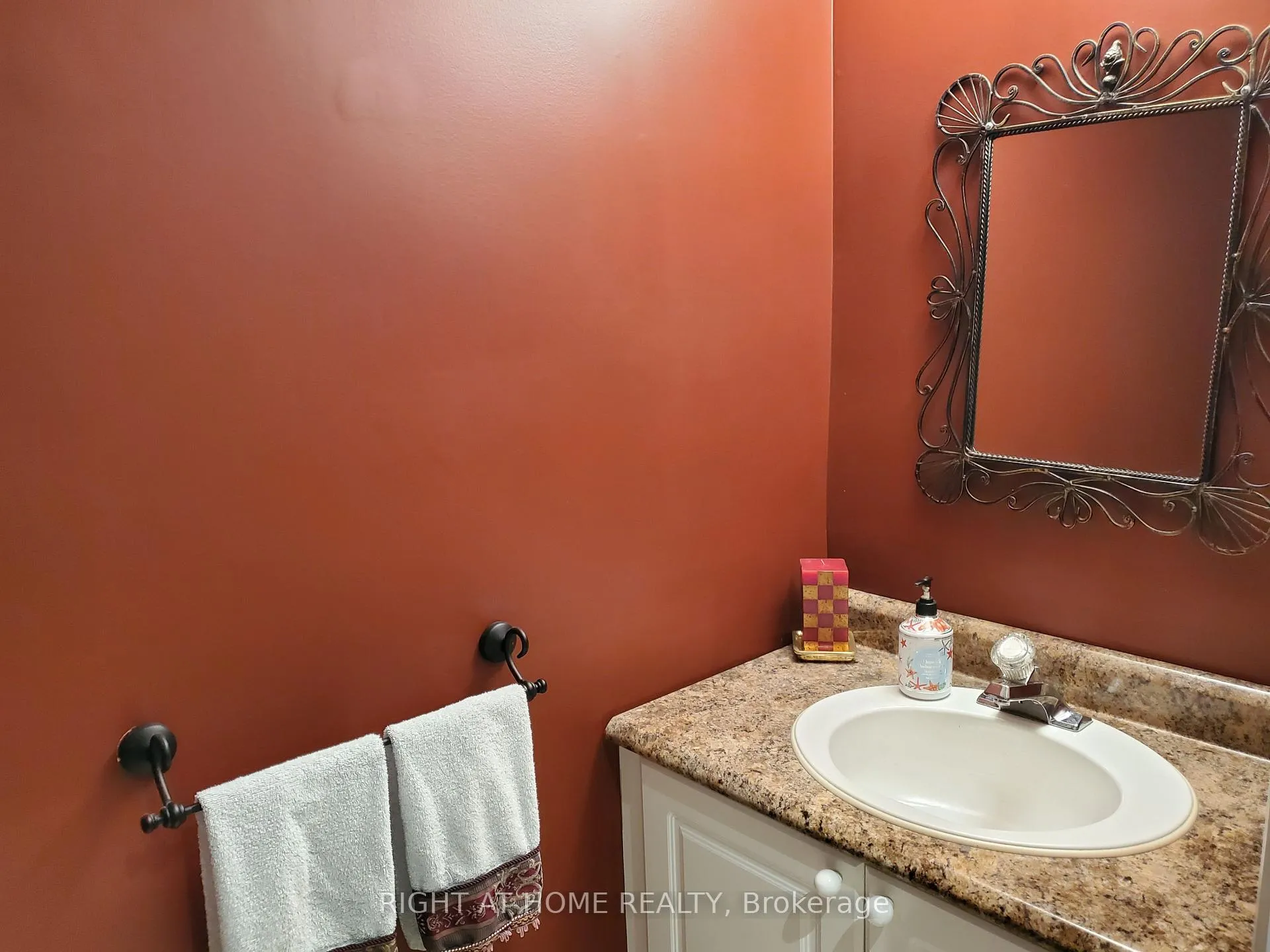 Photo 23 of 10 Red Ash Drive, Markham, Legacy — HOMEH
