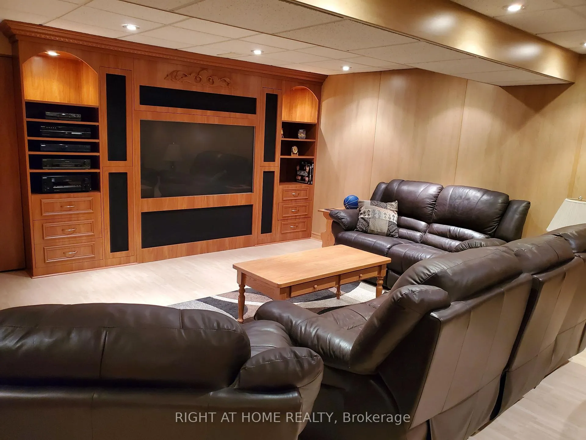 Photo 26 of 10 Red Ash Drive, Markham, Legacy — HOMEH