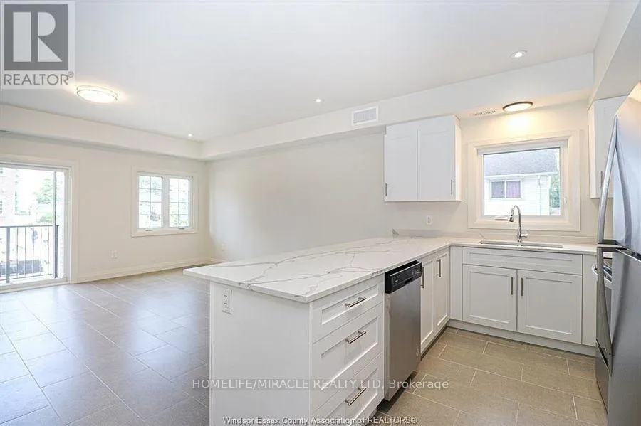 Photo 3 of Unit 204, 233 Watson Avenue, Windsor, Riverside - Windsor — HOMEH