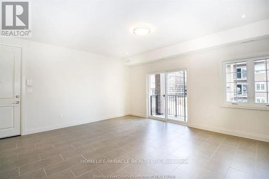 Photo 5 of Unit 204, 233 Watson Avenue, Windsor, Riverside - Windsor — HOMEH