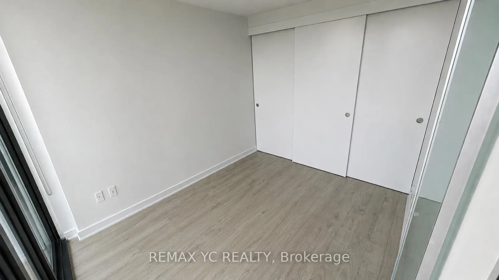 Photo 14 of Unit 2204, 185 Roehampton Avenue, Toronto, Mount Pleasant West — HOMEH