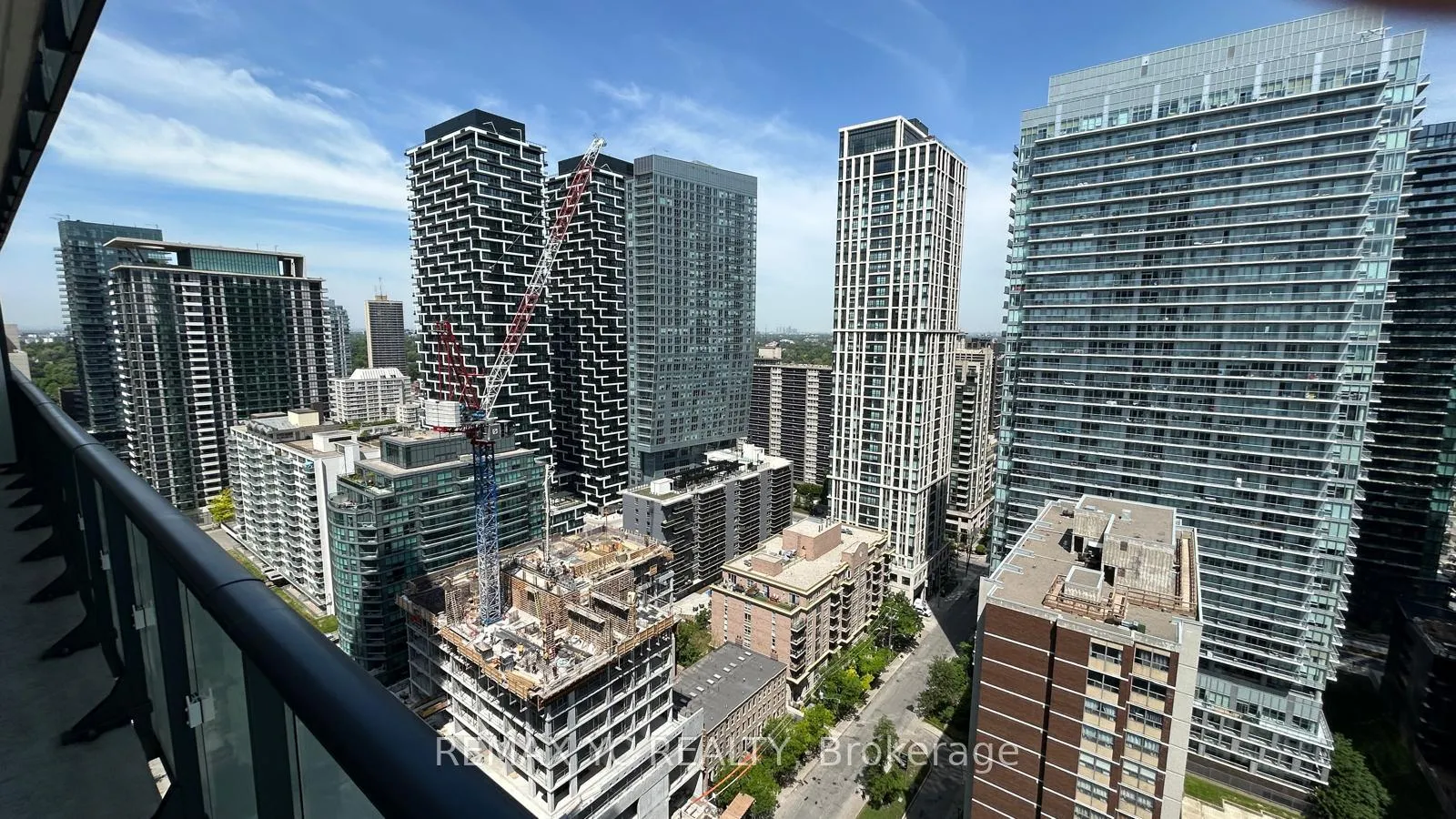 Photo 19 of Unit 2204, 185 Roehampton Avenue, Toronto, Mount Pleasant West — HOMEH