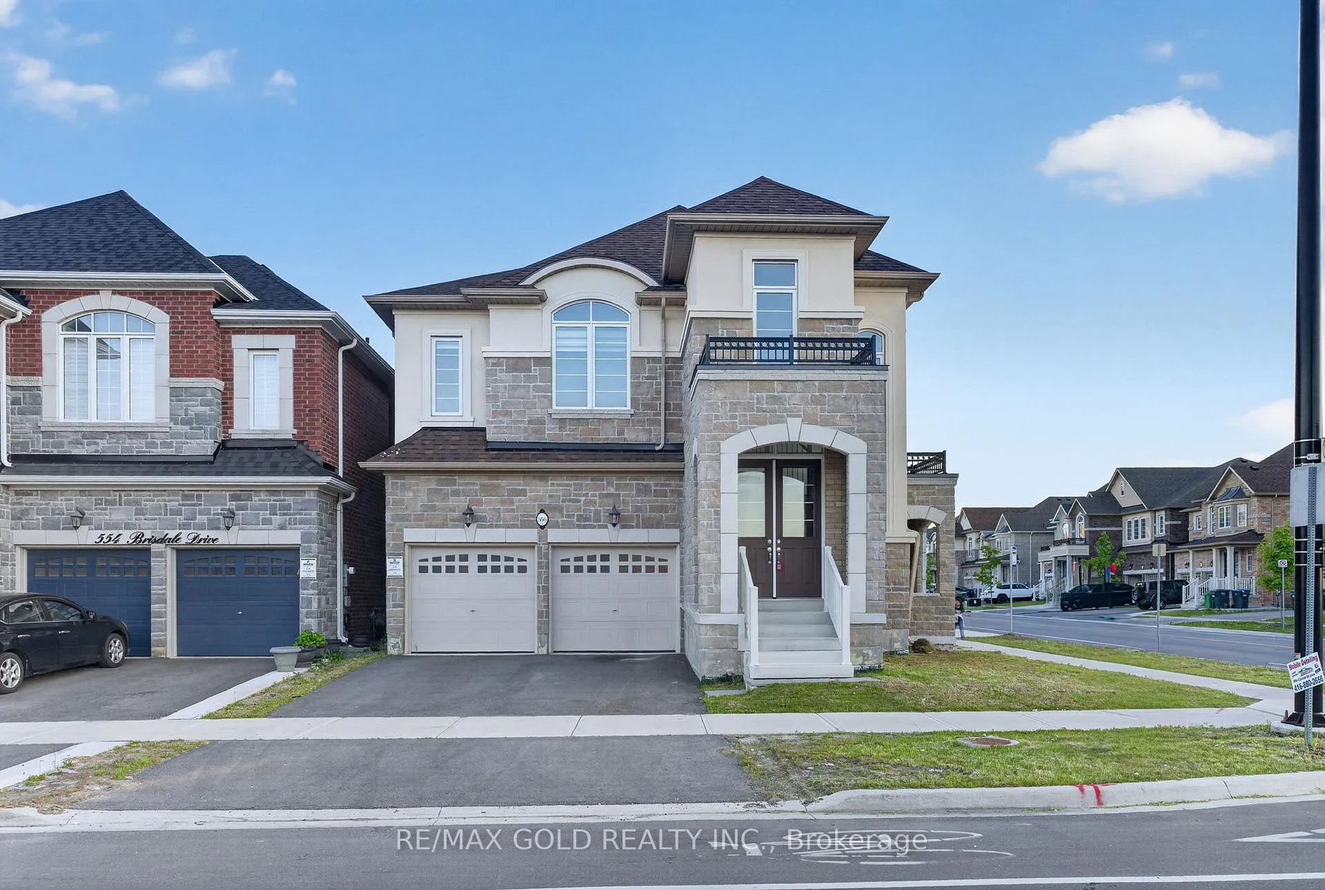 Photo 1 of 556 Brisdale Drive, Brampton, Credit Valley — HOMEH