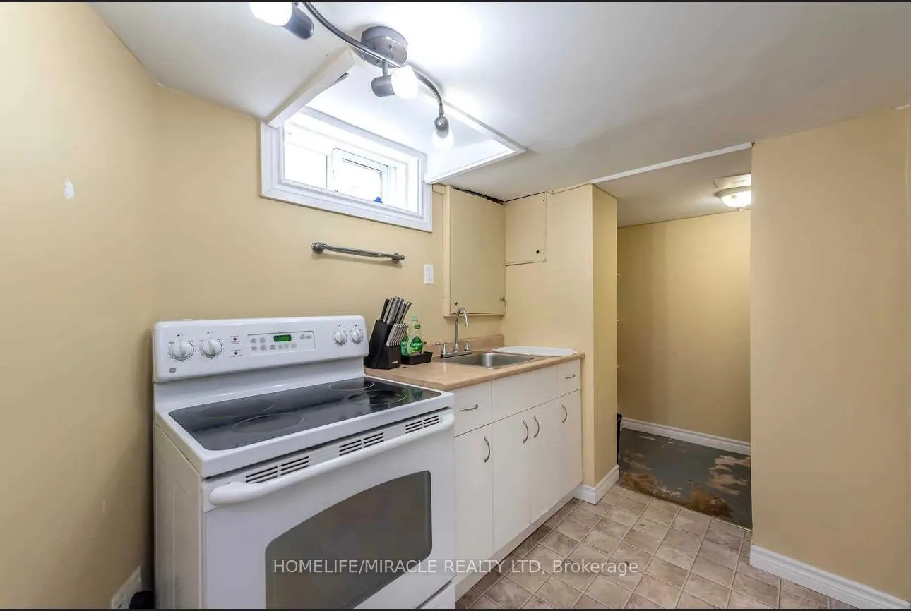 Photo 9 of Unit Bsmt, 90 Tupper Drive, Thorold, Confederation Heights — HOMEH