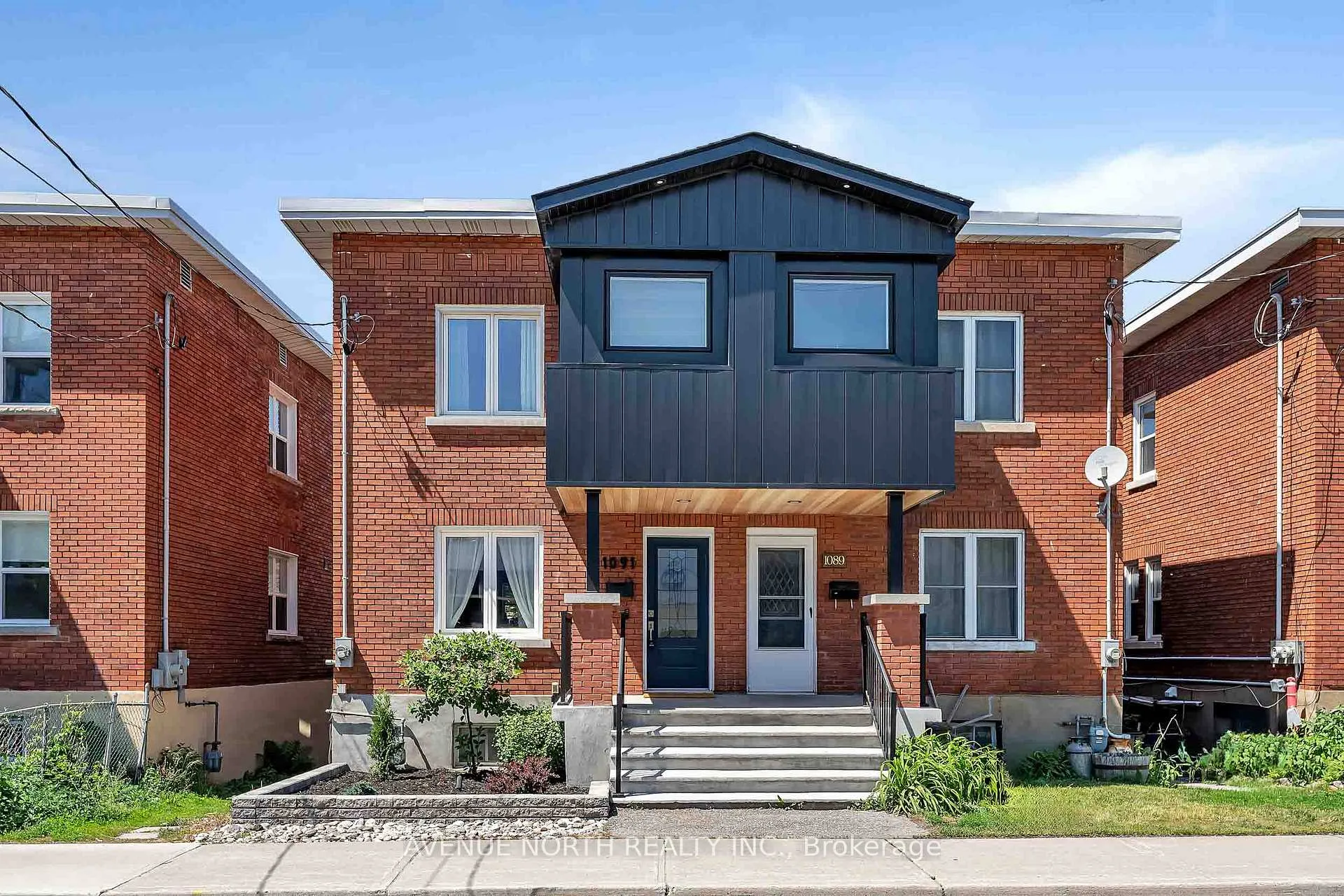 Front of 1091 Gladstone Avenue