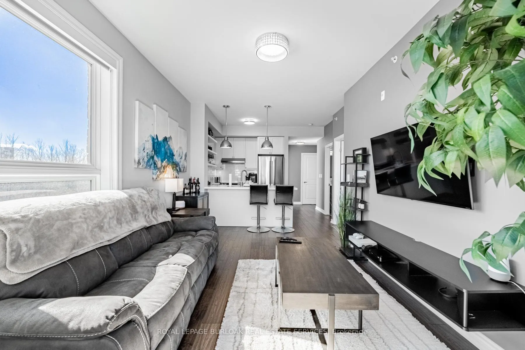 Photo 13 of Unit 209, 35 Southshore Crescent, Hamilton, Lakeshore — HOMEH