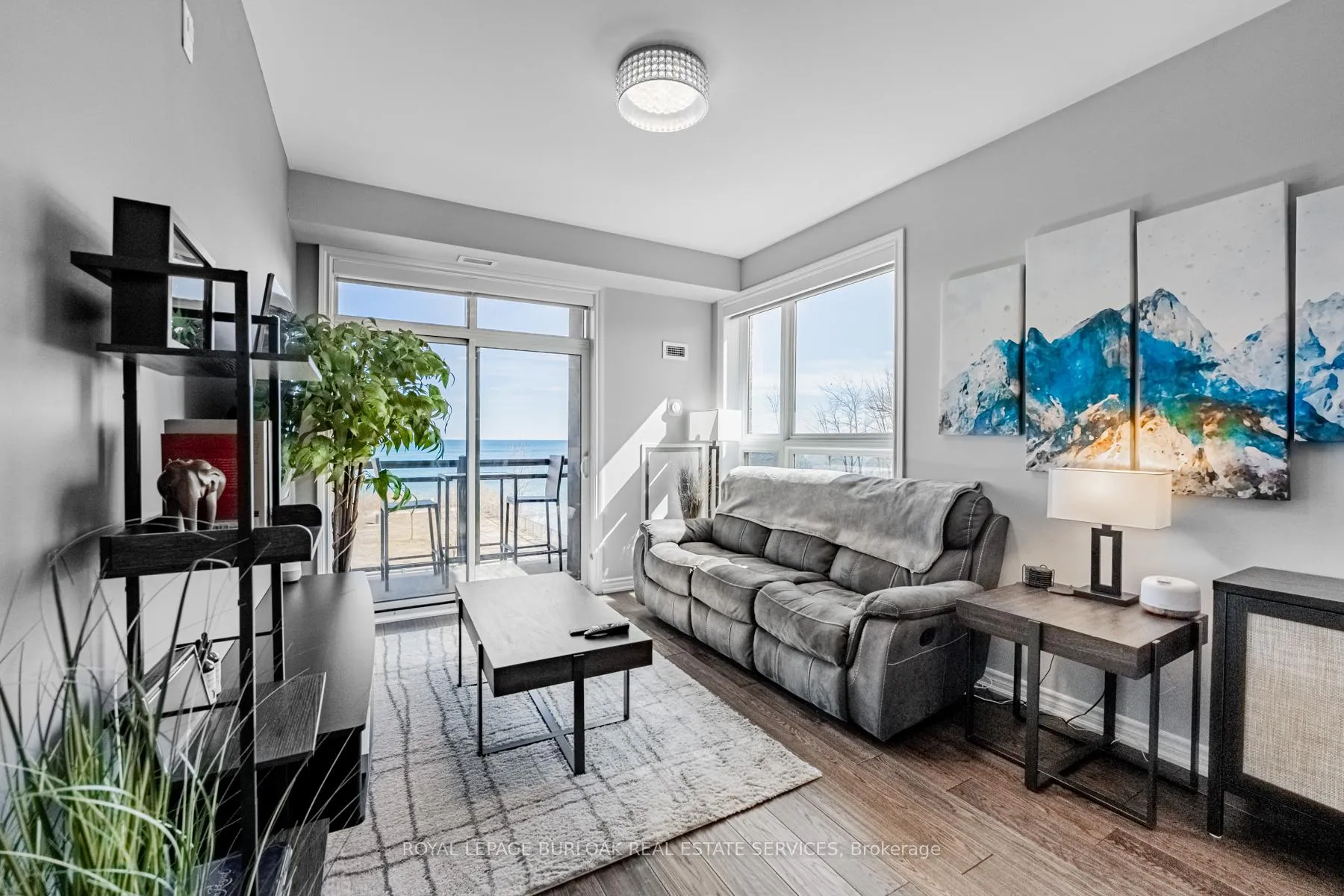 Photo 15 of Unit 209, 35 Southshore Crescent, Hamilton, Lakeshore — HOMEH