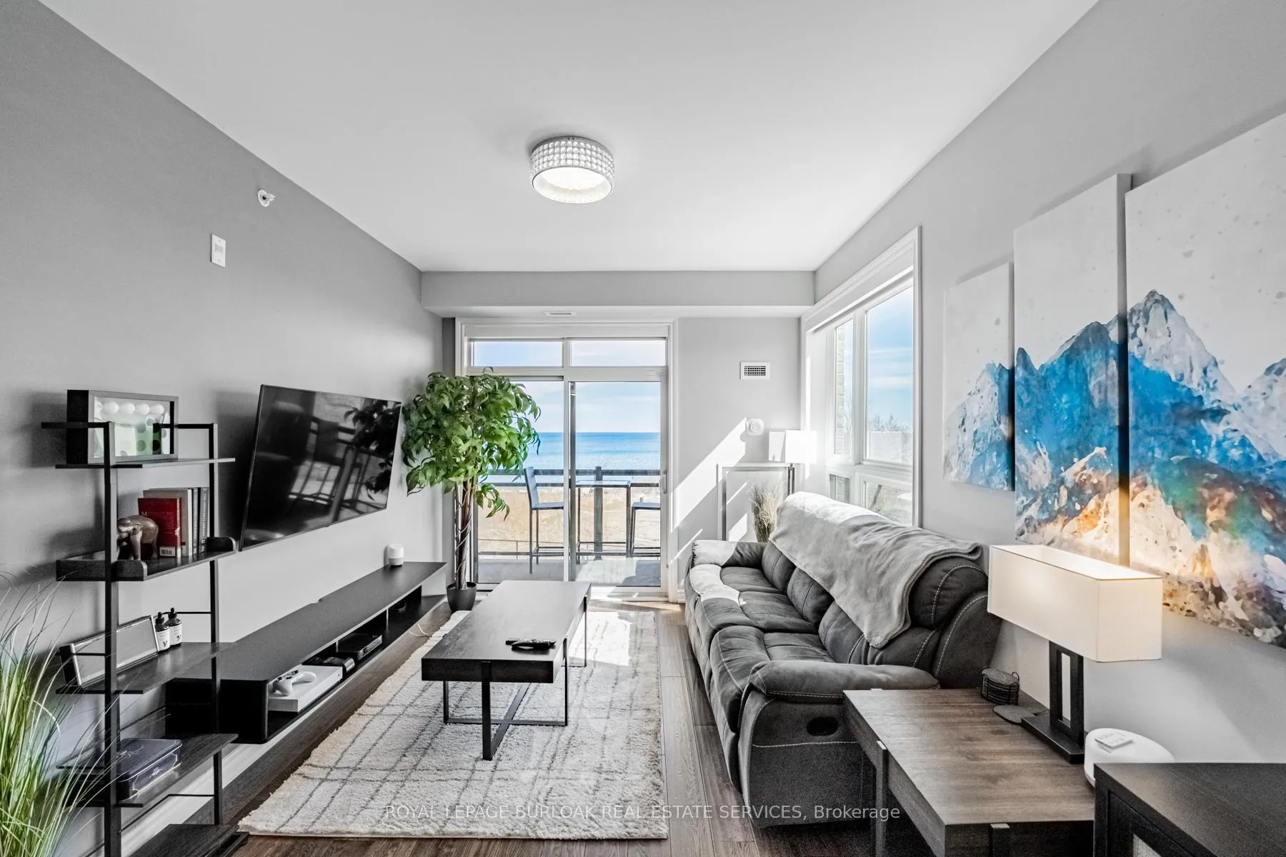 Photo 16 of Unit 209, 35 Southshore Crescent, Hamilton, Lakeshore — HOMEH