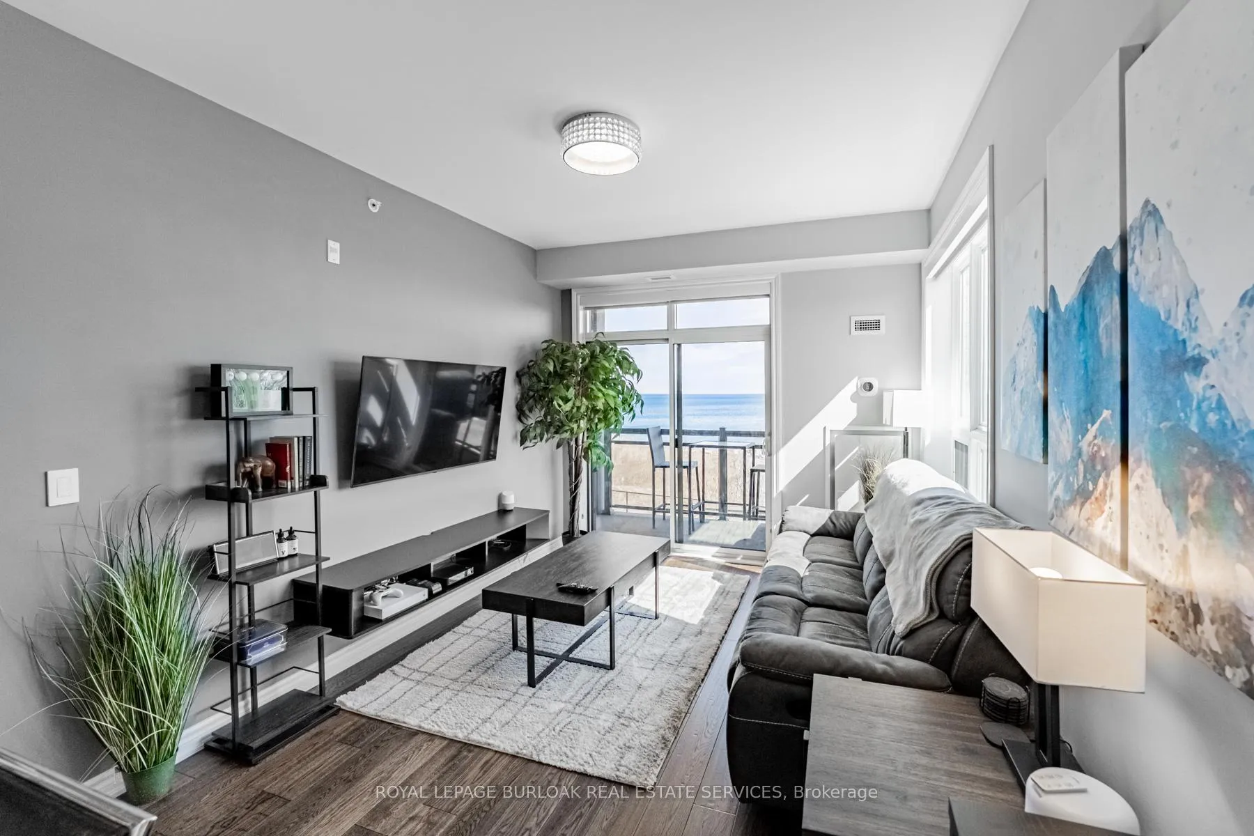 Photo 17 of Unit 209, 35 Southshore Crescent, Hamilton, Lakeshore — HOMEH