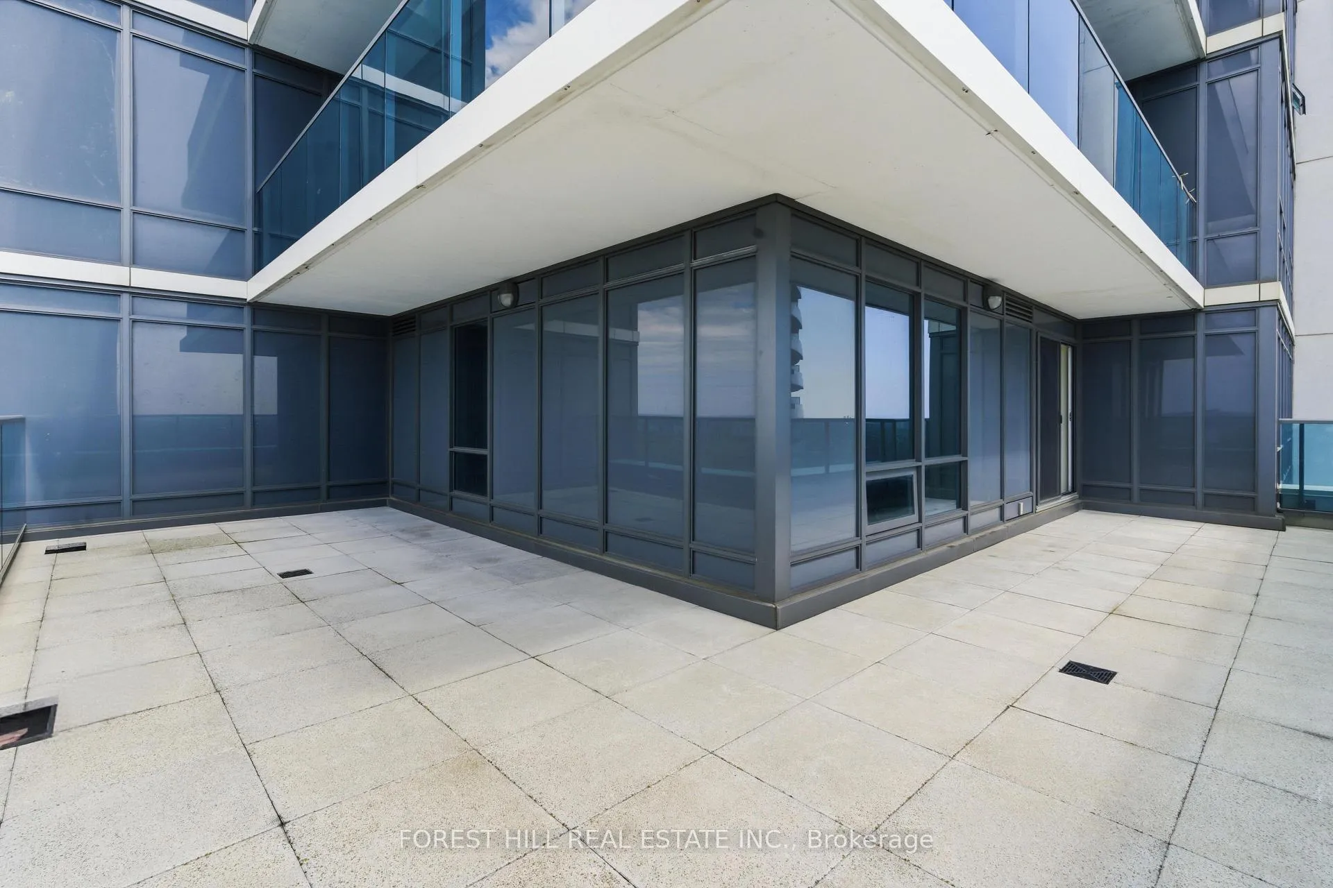 Front of Unit 2509, 7165 Yonge Street