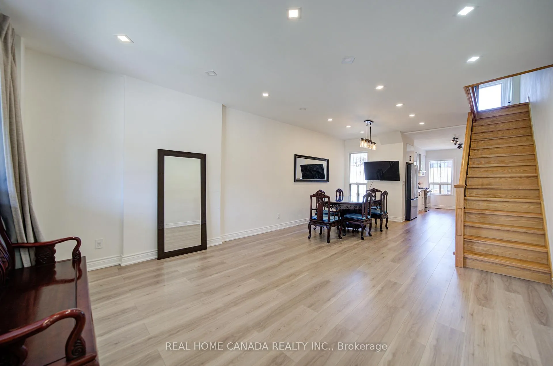Photo 3 of 1145 Dufferin Street, Toronto, Dovercourt-Wallace Emerson-Junction — HOMEH