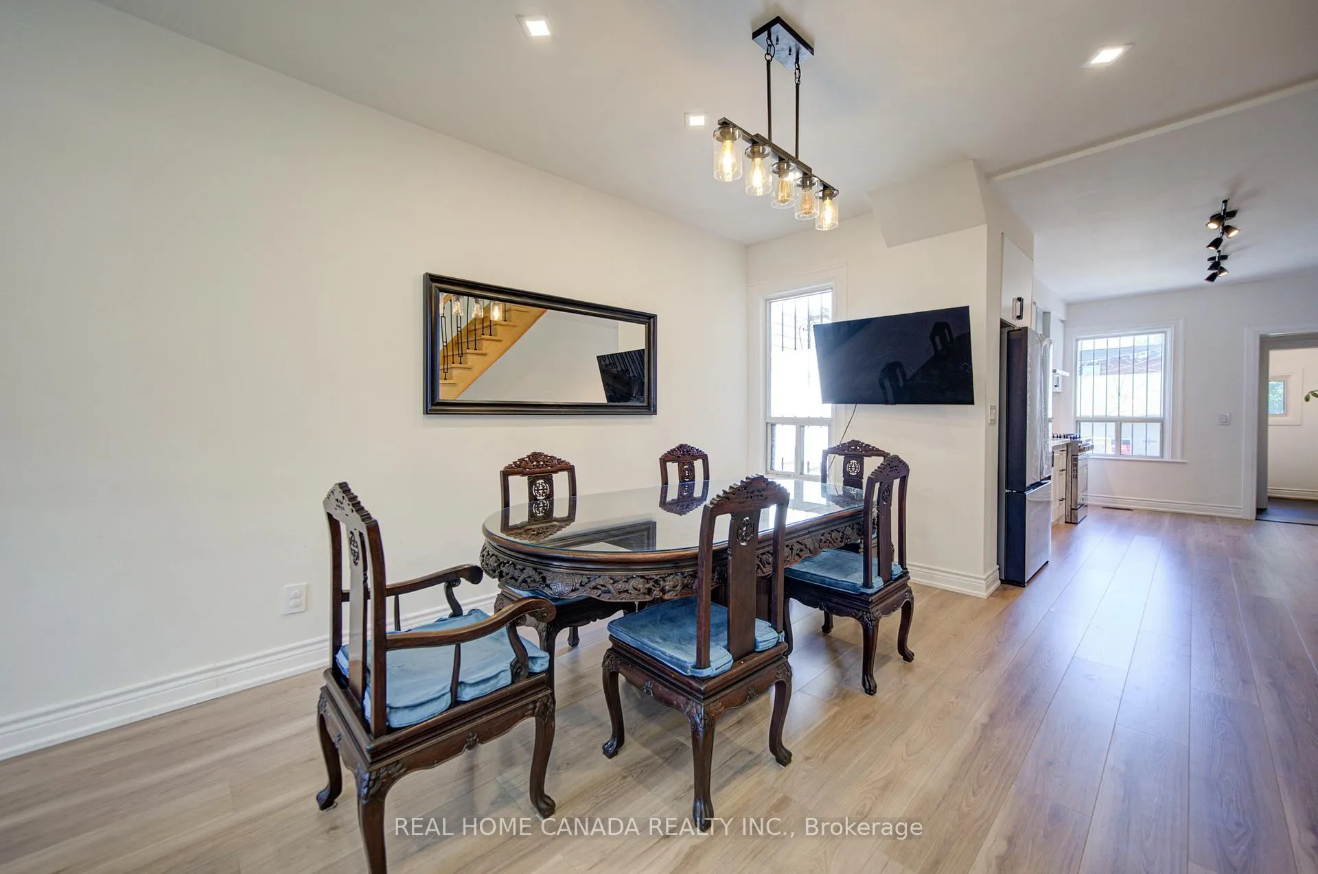 Photo 6 of 1145 Dufferin Street, Toronto, Dovercourt-Wallace Emerson-Junction — HOMEH