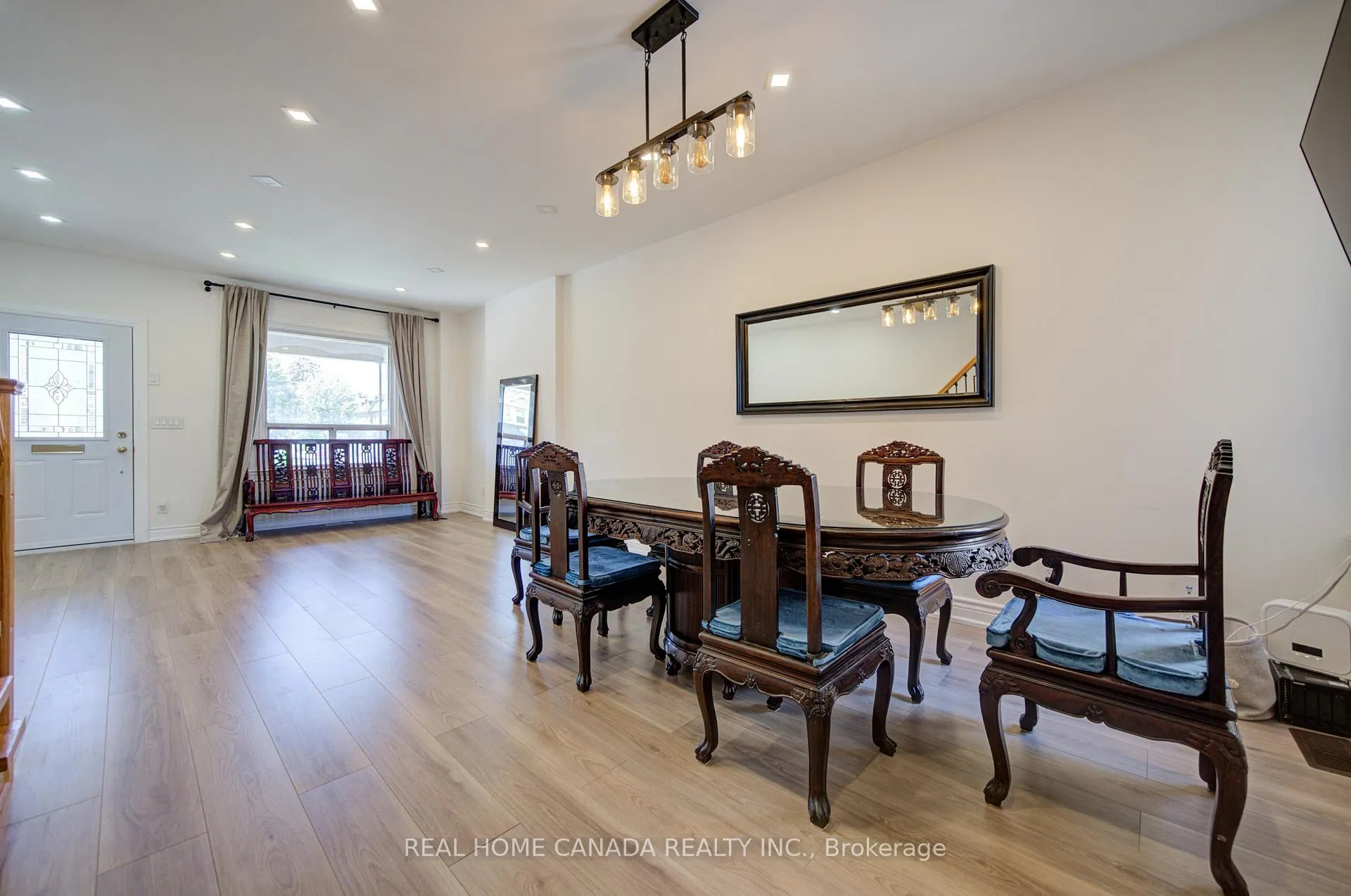 Photo 8 of 1145 Dufferin Street, Toronto, Dovercourt-Wallace Emerson-Junction — HOMEH