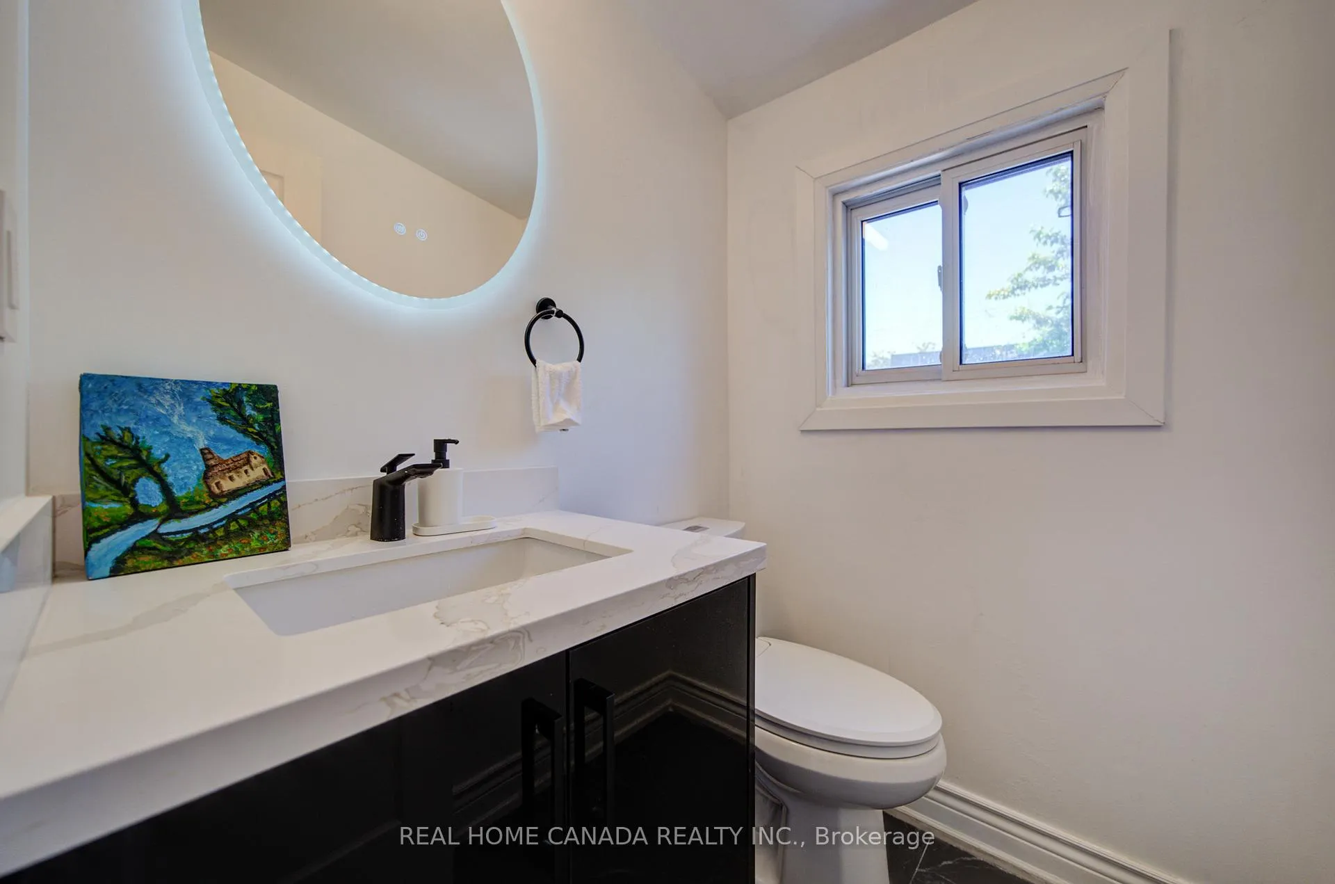Photo 15 of 1145 Dufferin Street, Toronto, Dovercourt-Wallace Emerson-Junction — HOMEH