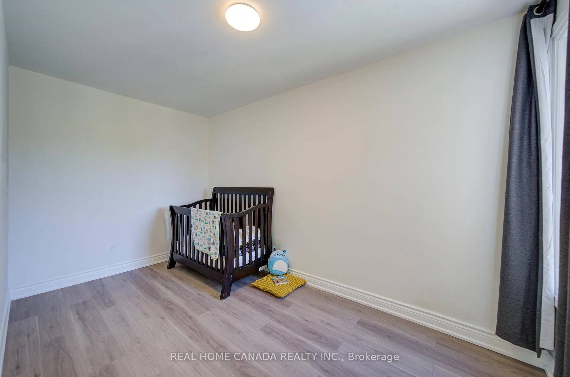 Photo 17 of 1145 Dufferin Street, Toronto, Dovercourt-Wallace Emerson-Junction — HOMEH