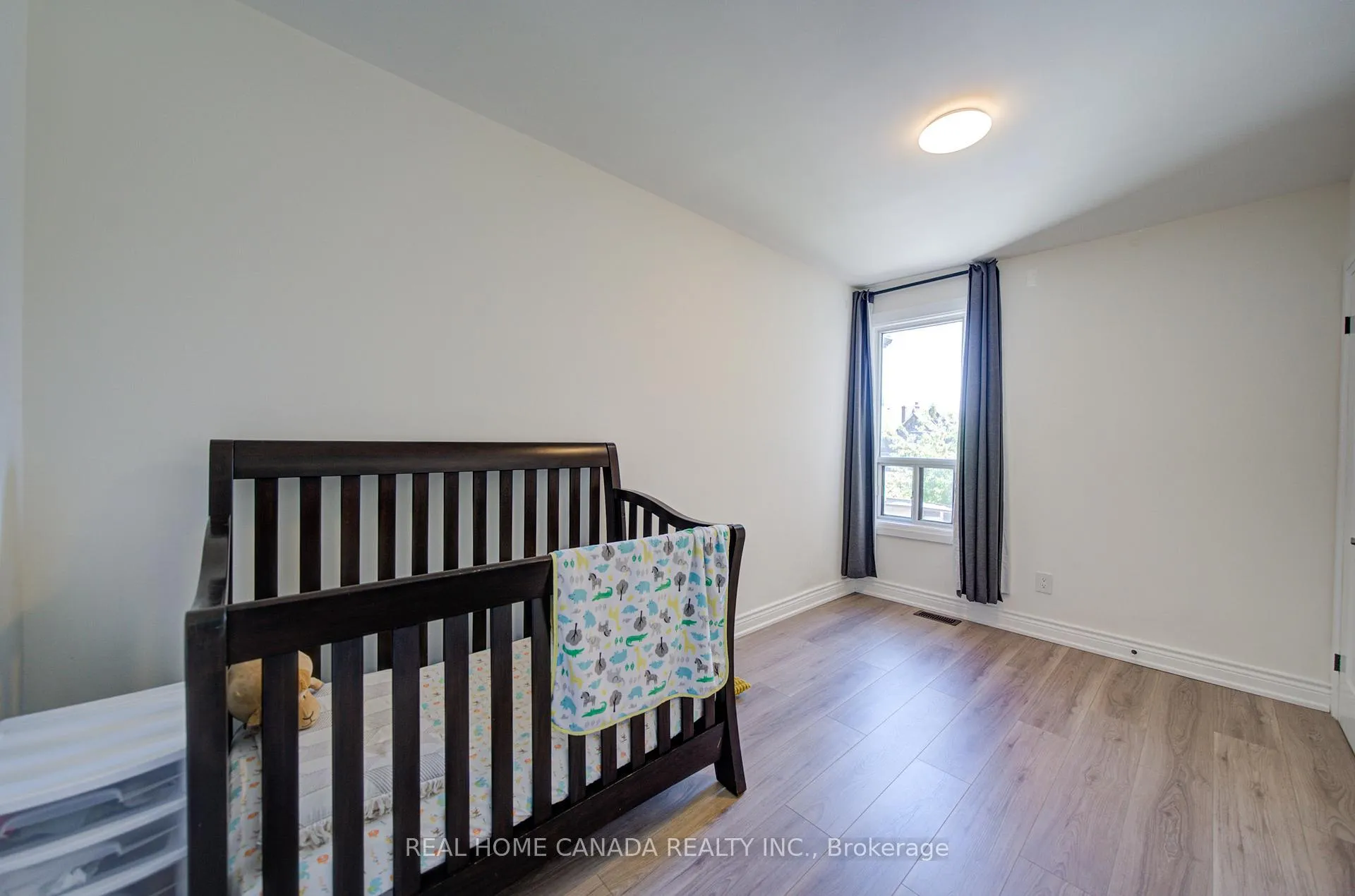 Photo 18 of 1145 Dufferin Street, Toronto, Dovercourt-Wallace Emerson-Junction — HOMEH