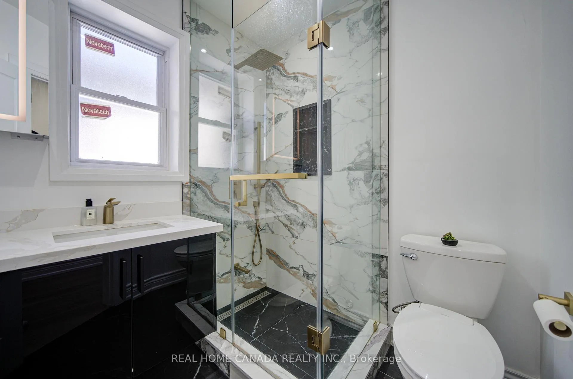 Photo 20 of 1145 Dufferin Street, Toronto, Dovercourt-Wallace Emerson-Junction — HOMEH