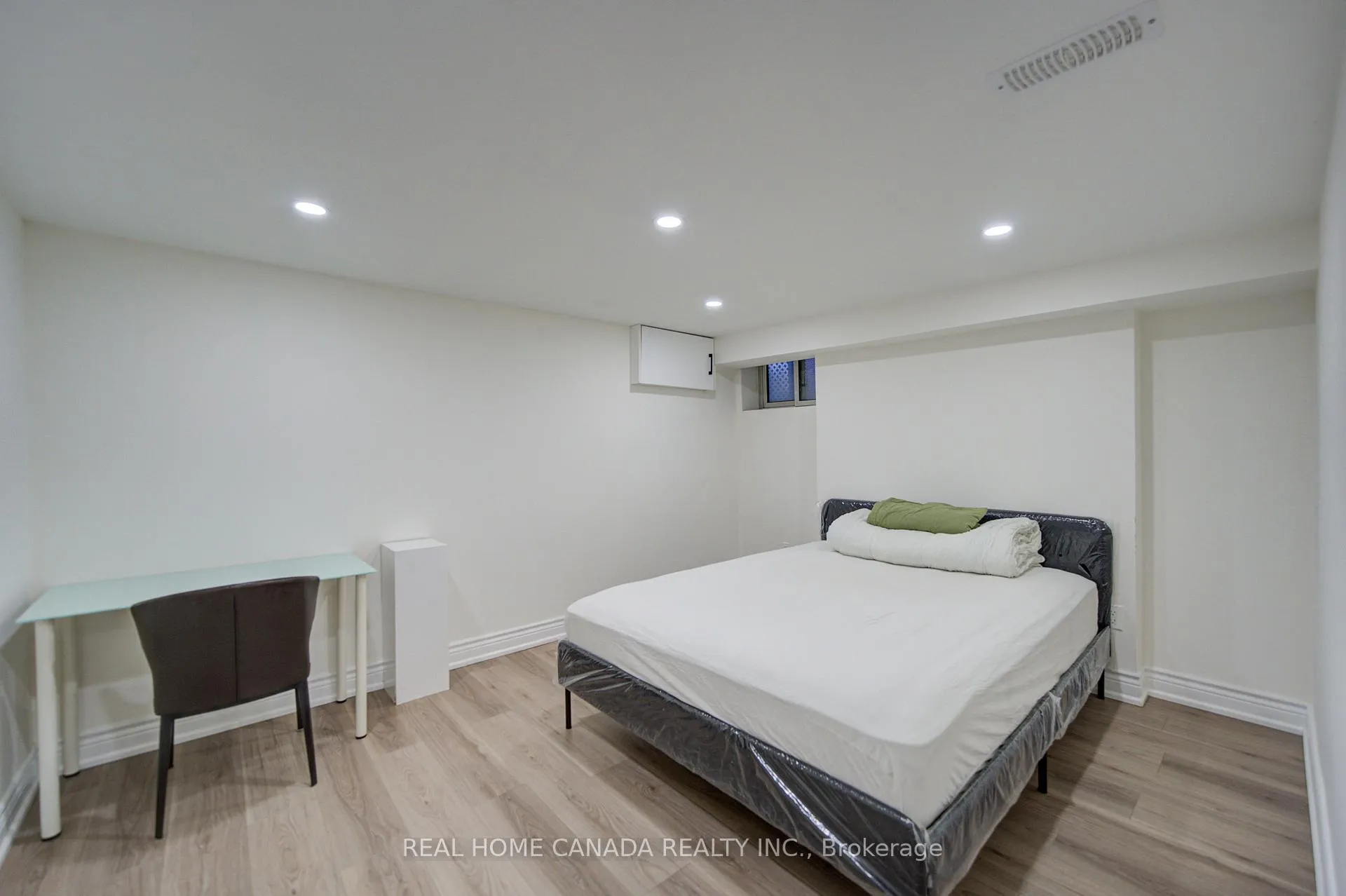 Photo 29 of 1145 Dufferin Street, Toronto, Dovercourt-Wallace Emerson-Junction — HOMEH