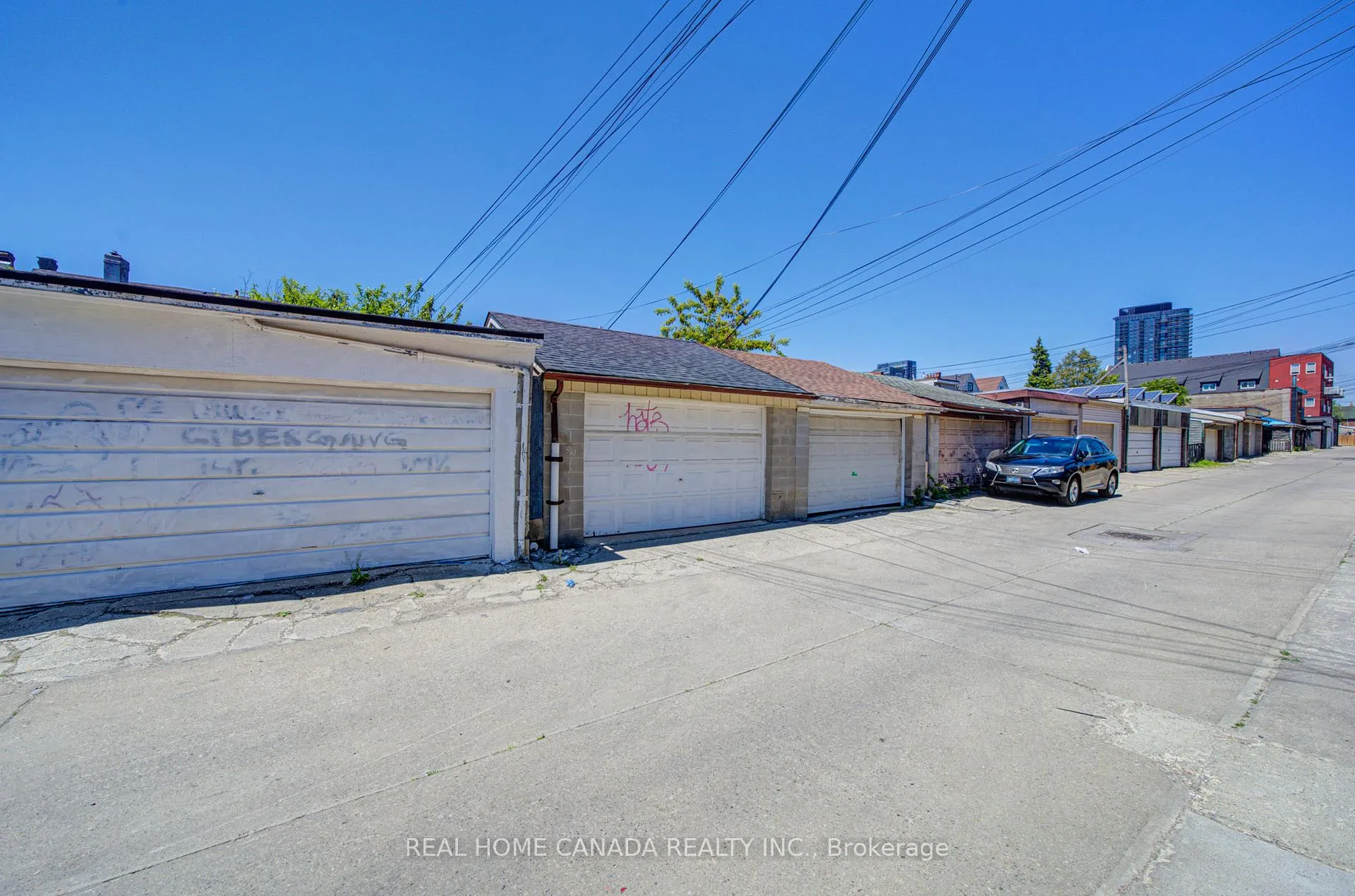 Photo 32 of 1145 Dufferin Street, Toronto, Dovercourt-Wallace Emerson-Junction — HOMEH