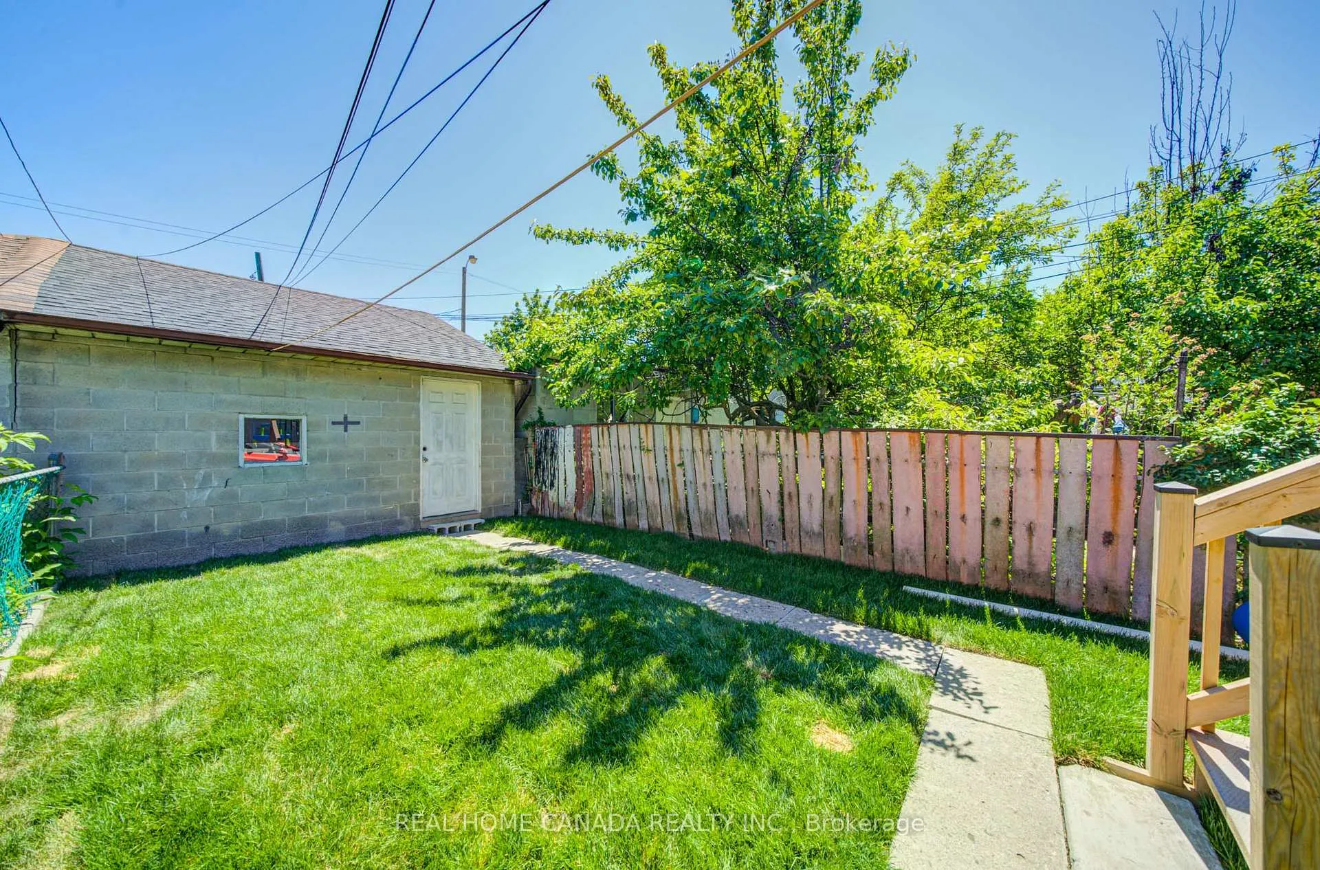 Photo 34 of 1145 Dufferin Street, Toronto, Dovercourt-Wallace Emerson-Junction — HOMEH