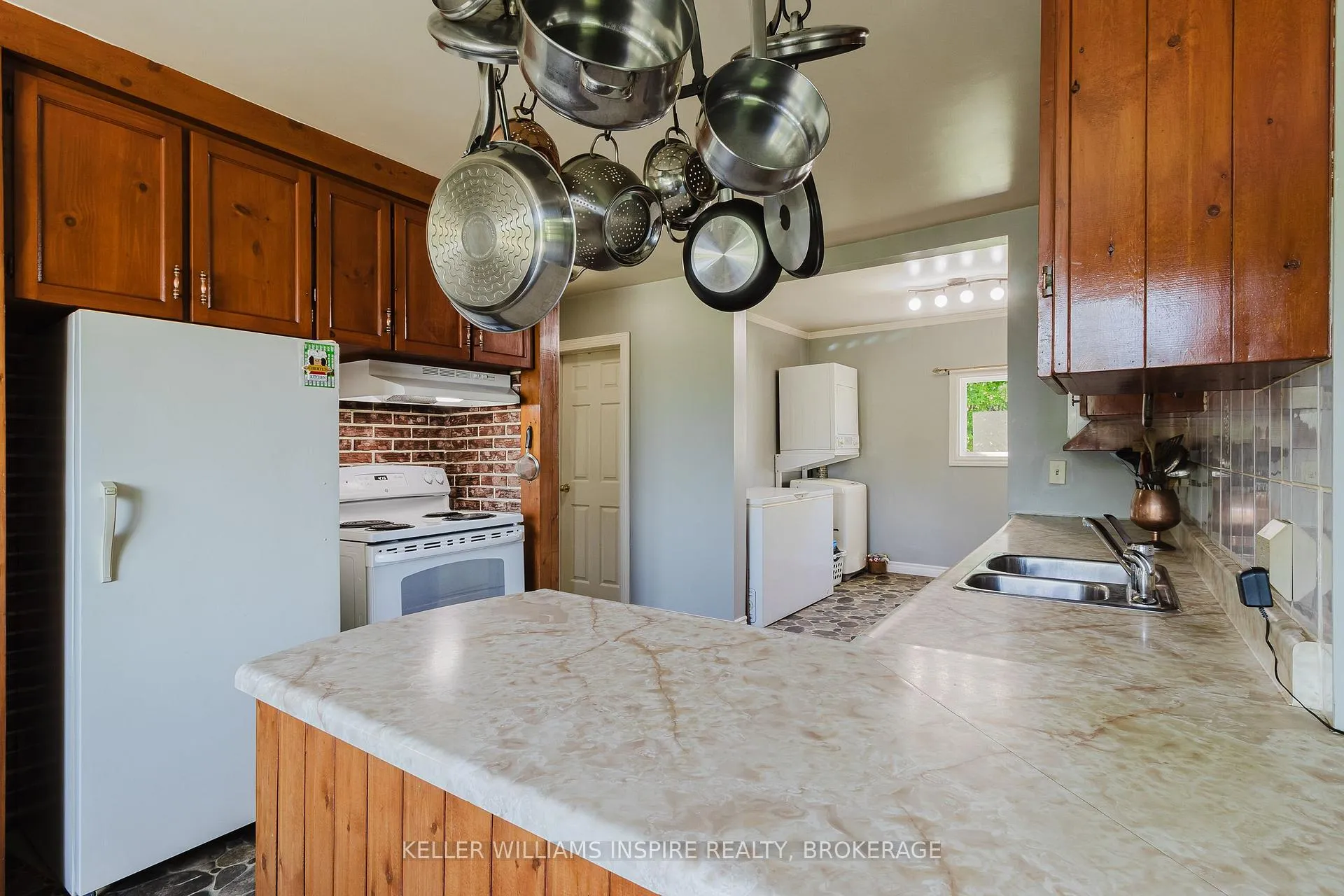 Photo 4 of 1309 Fred Brown Road, Loyalist, Lennox and Addington - South — HOMEH