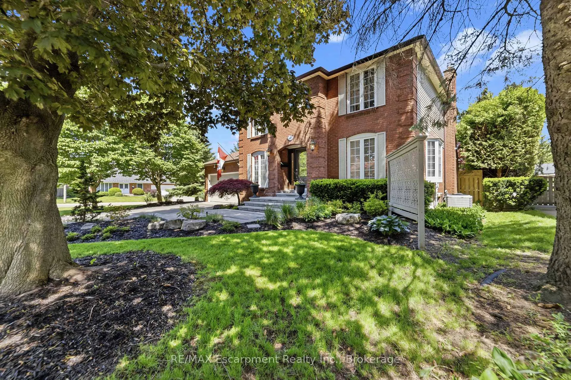 Photo 1 of 449 Roymor Crescent, Hamilton, Ancaster — HOMEH