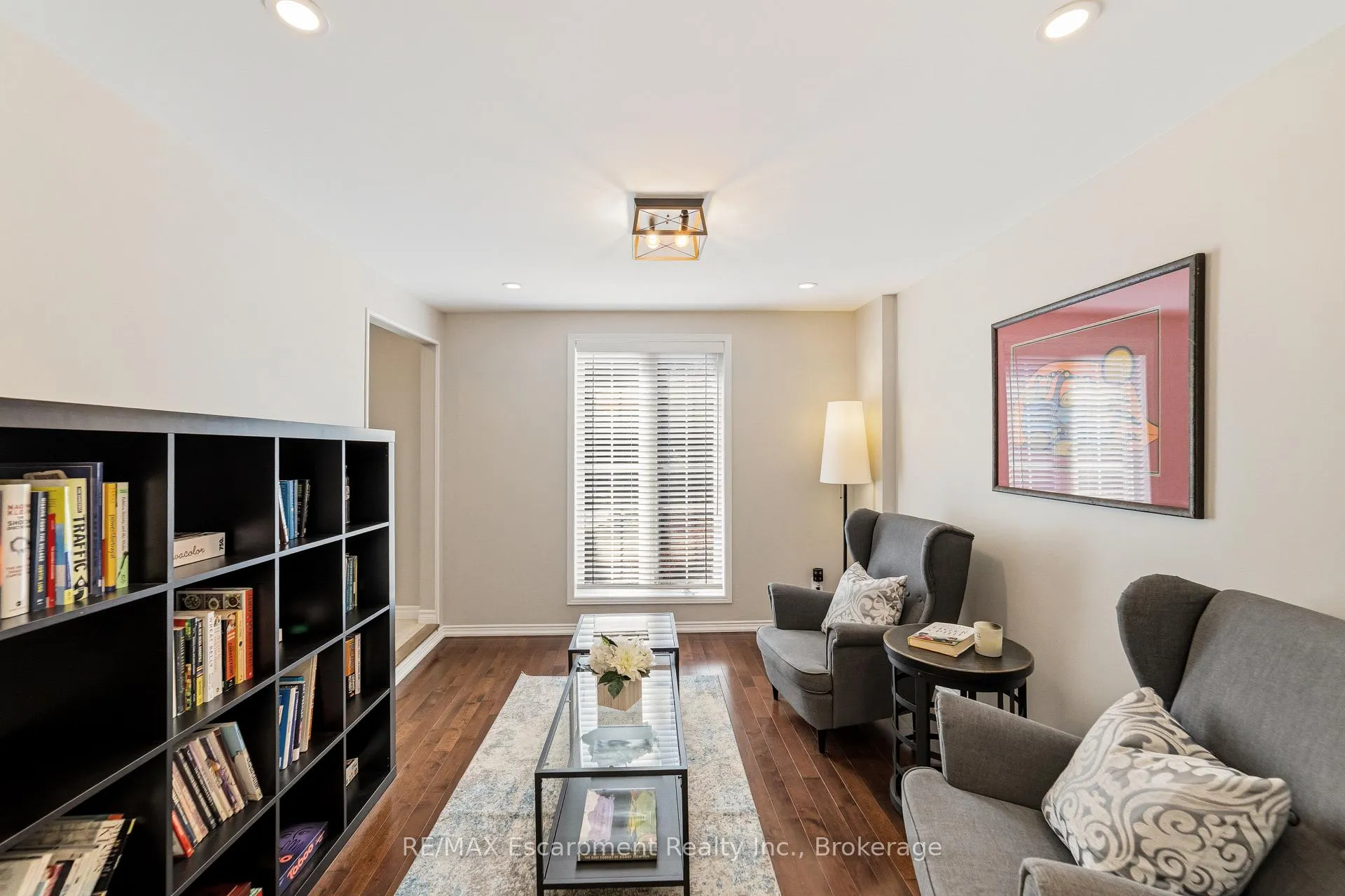 Photo 10 of 449 Roymor Crescent, Hamilton, Ancaster — HOMEH