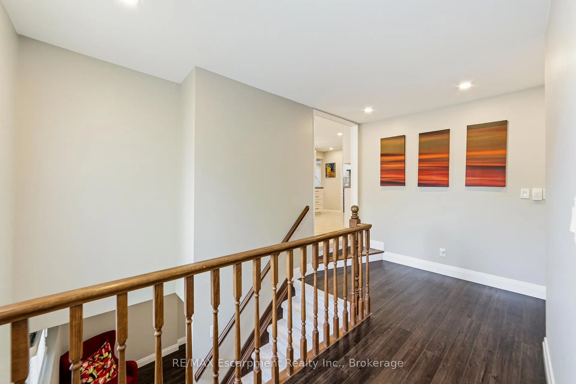 Photo 17 of 449 Roymor Crescent, Hamilton, Ancaster — HOMEH